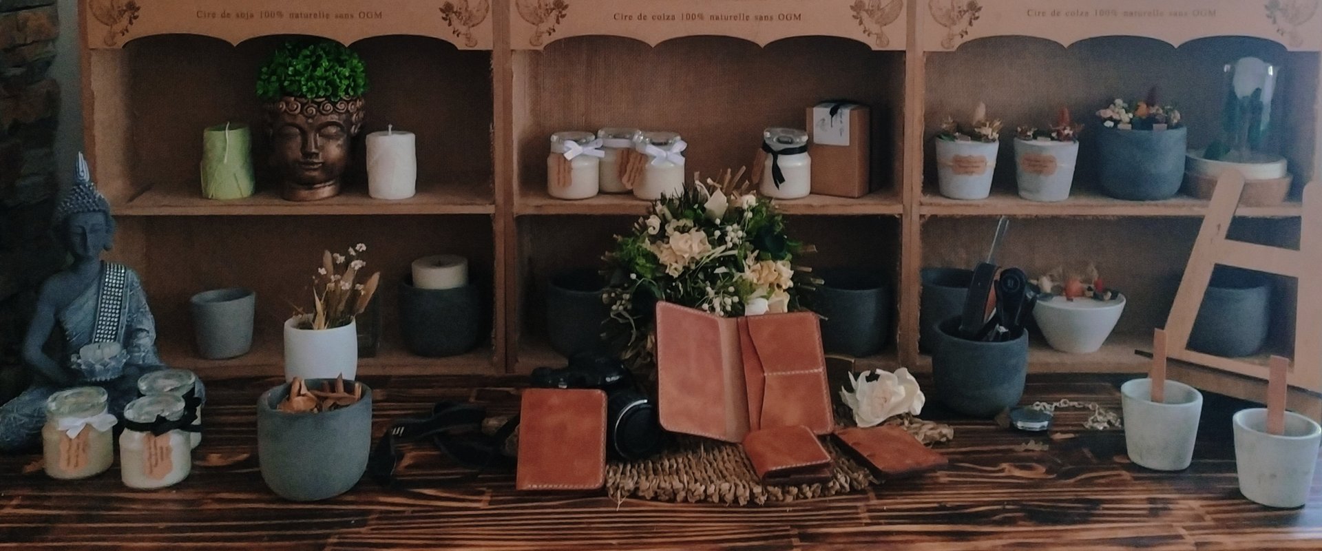 Création de bougie et de petite maroquinerie