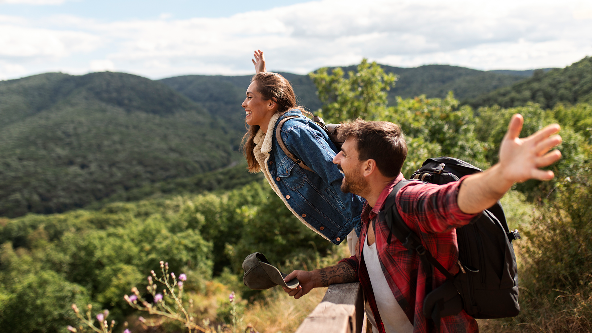 black and white bed linen