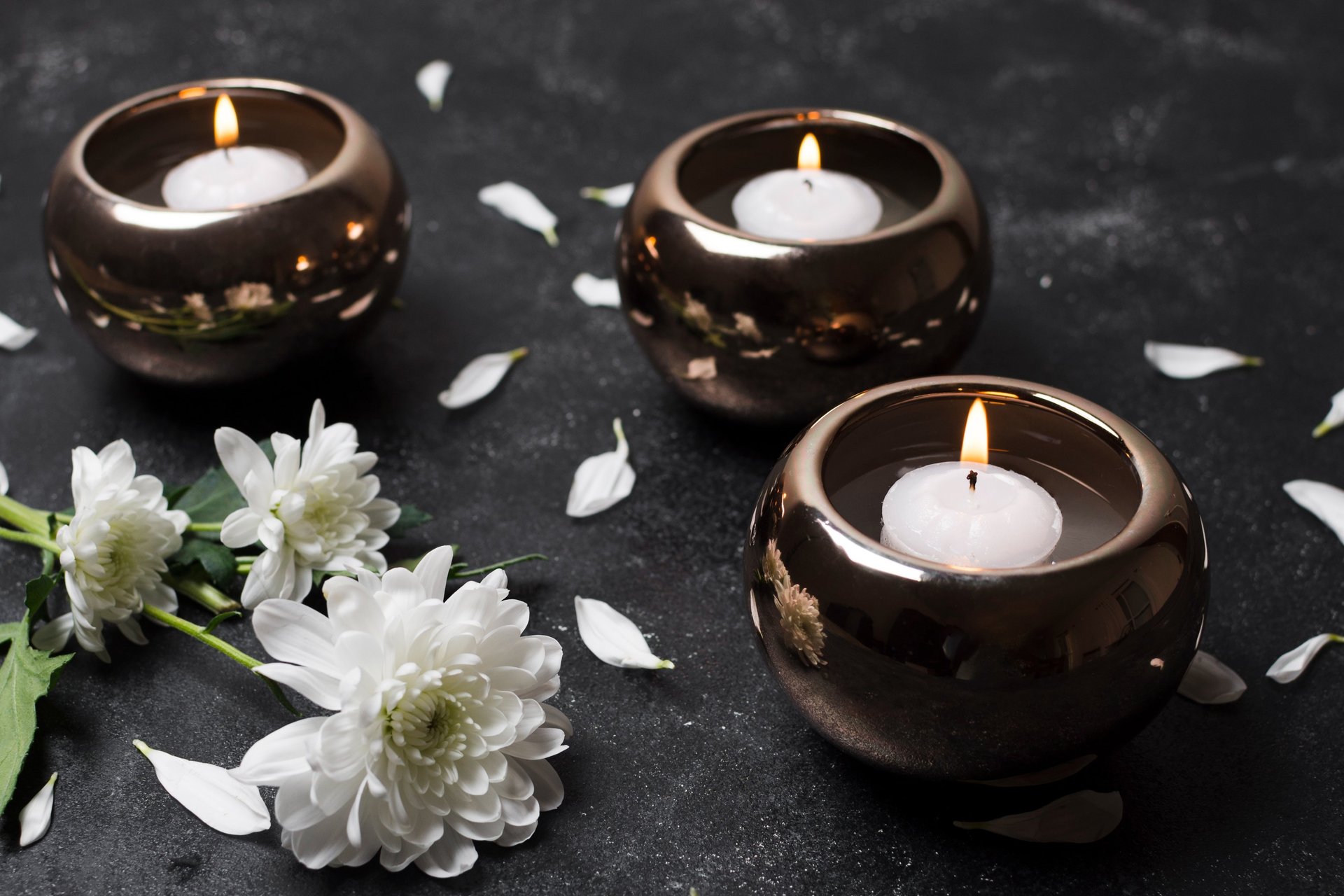 an abstract photo of a curved building with a blue sky in the background