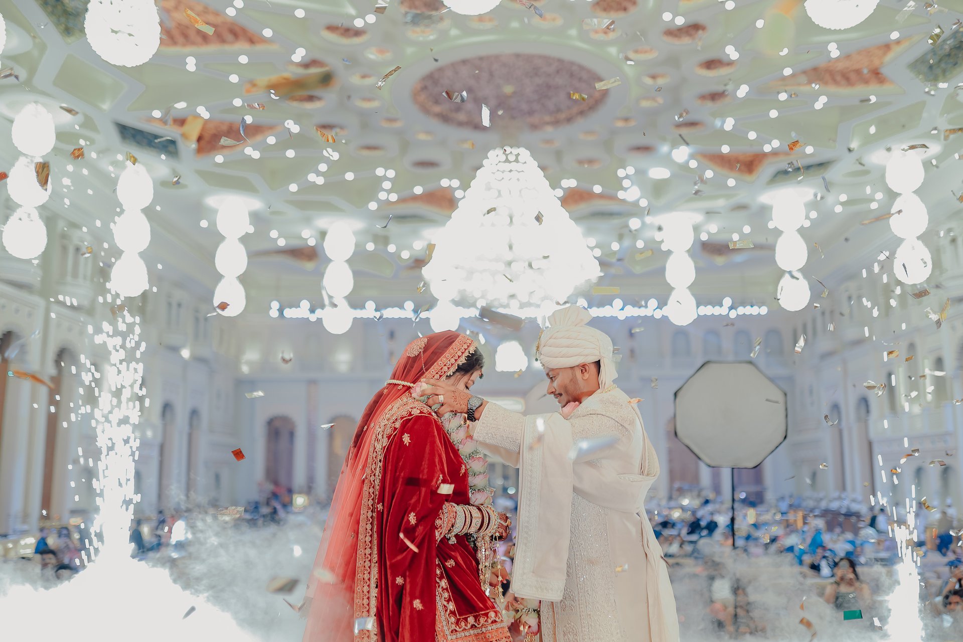 black and white bed linen