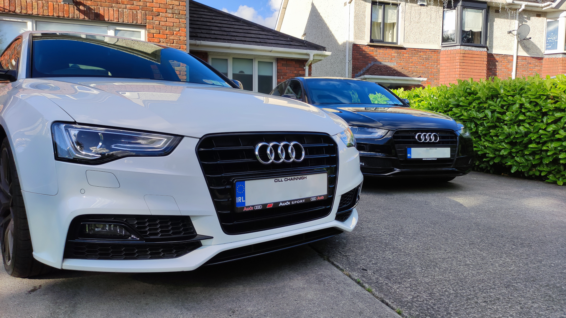 black and white bed linen