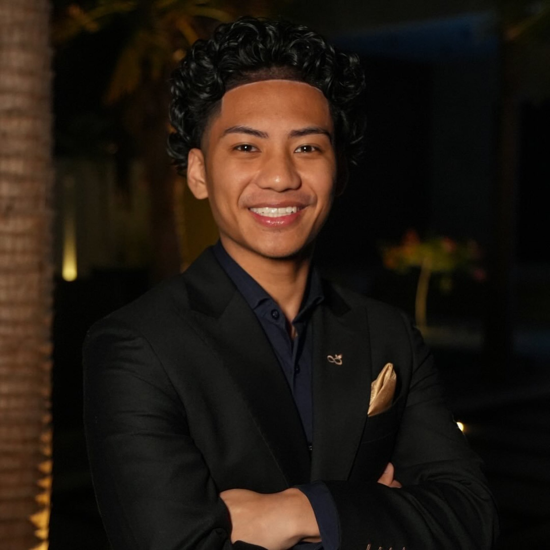 mountain range under blue sky