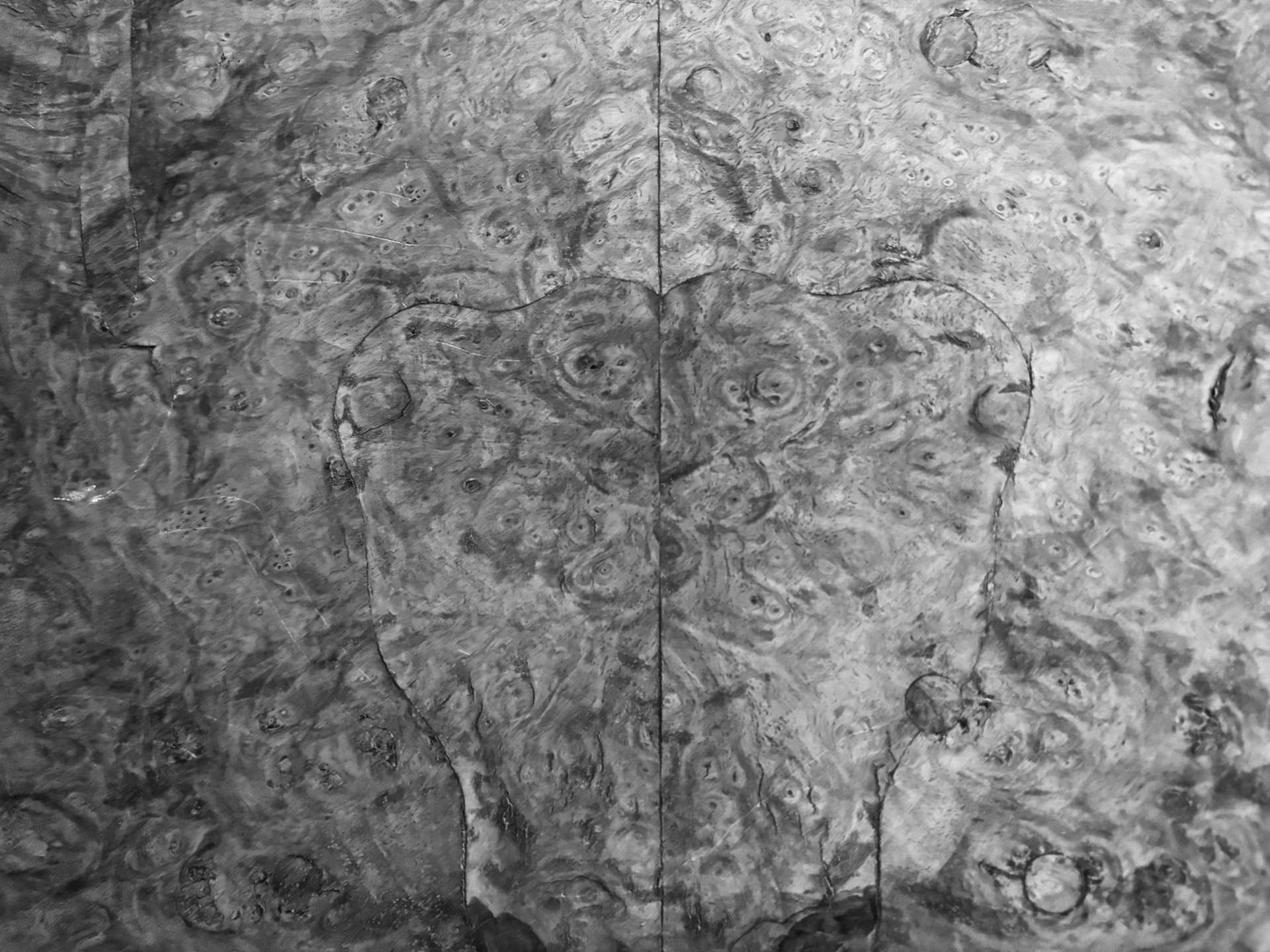 gray computer monitor