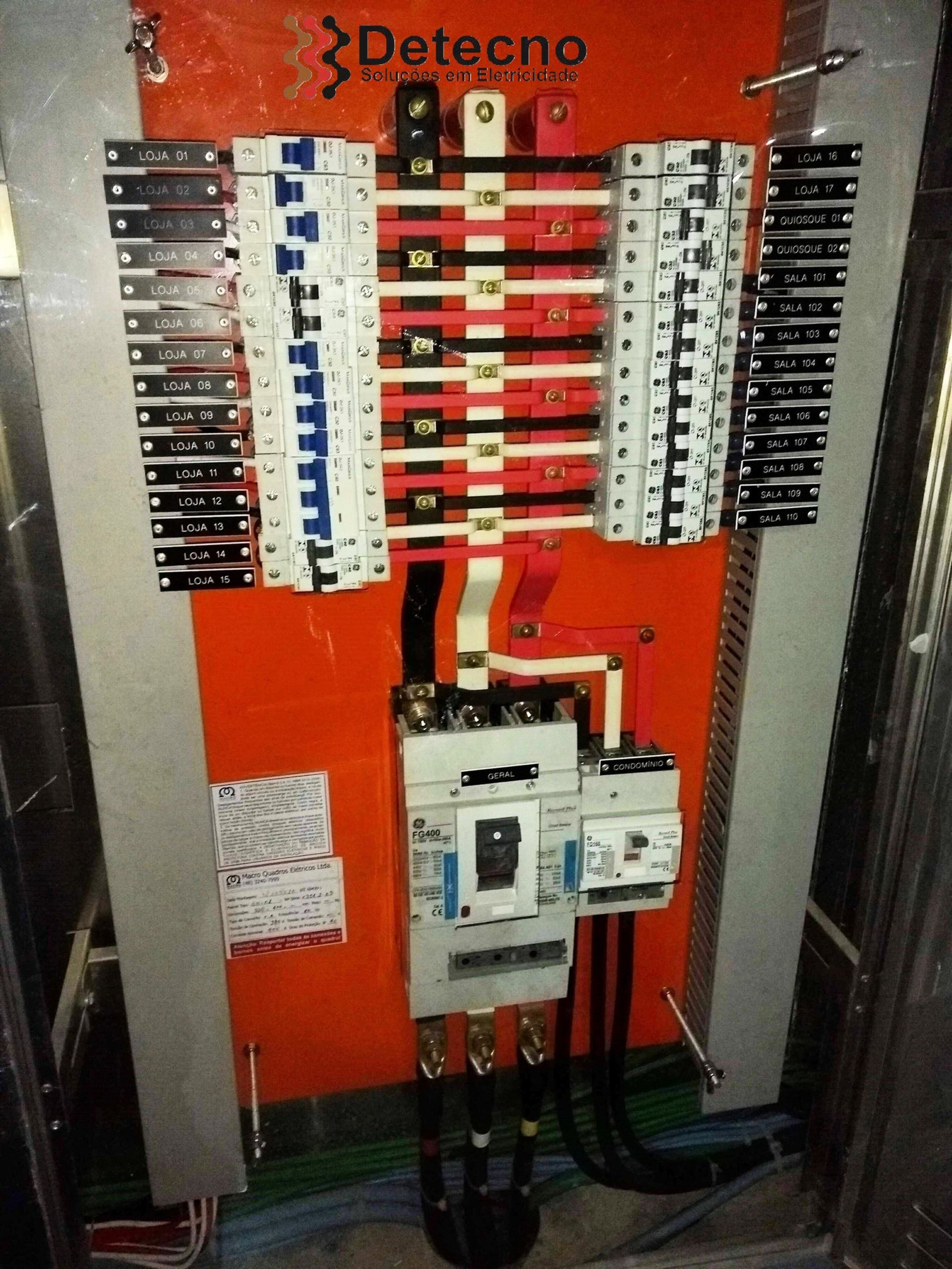 gray computer monitor