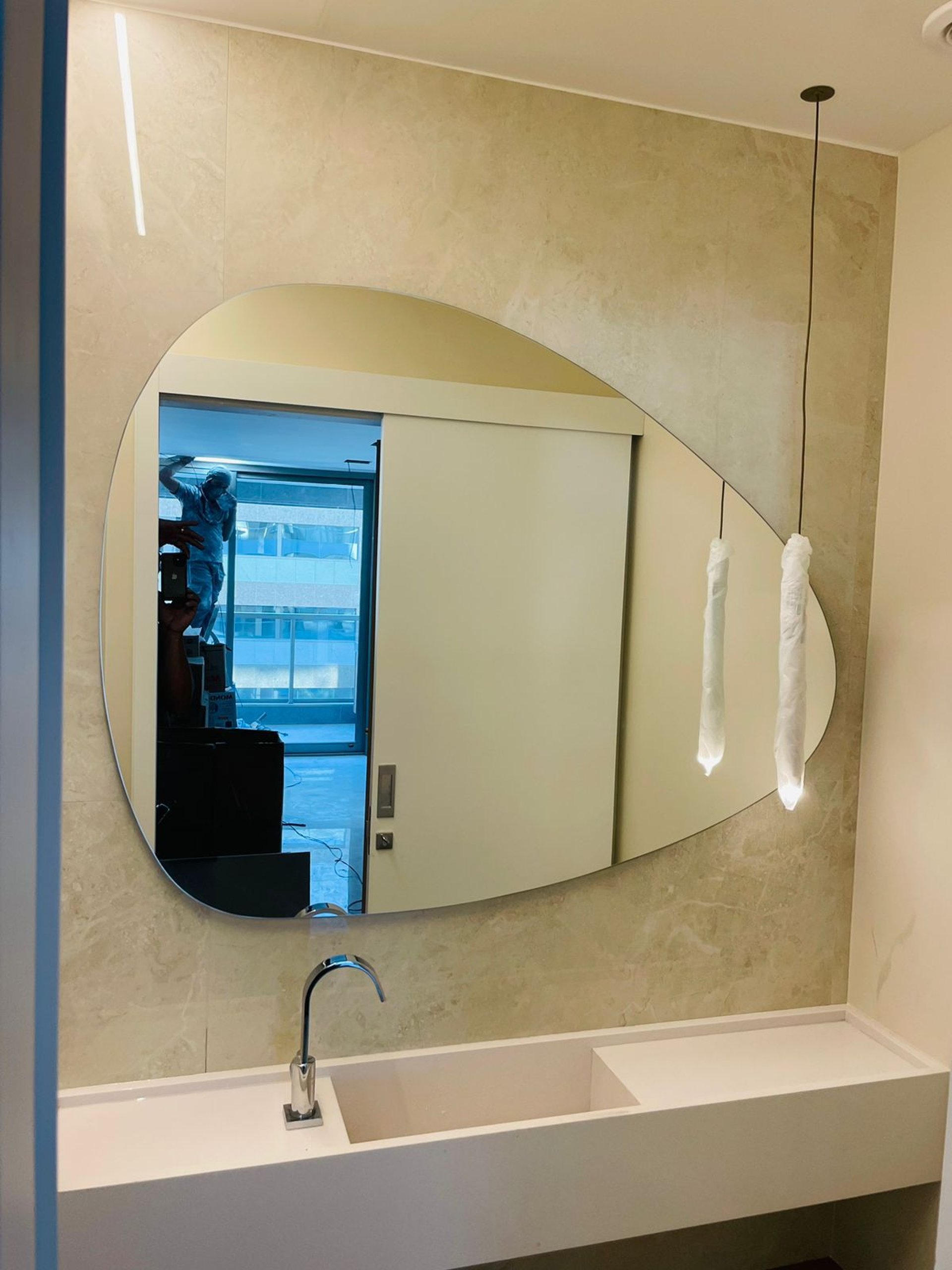 black and white bed linen