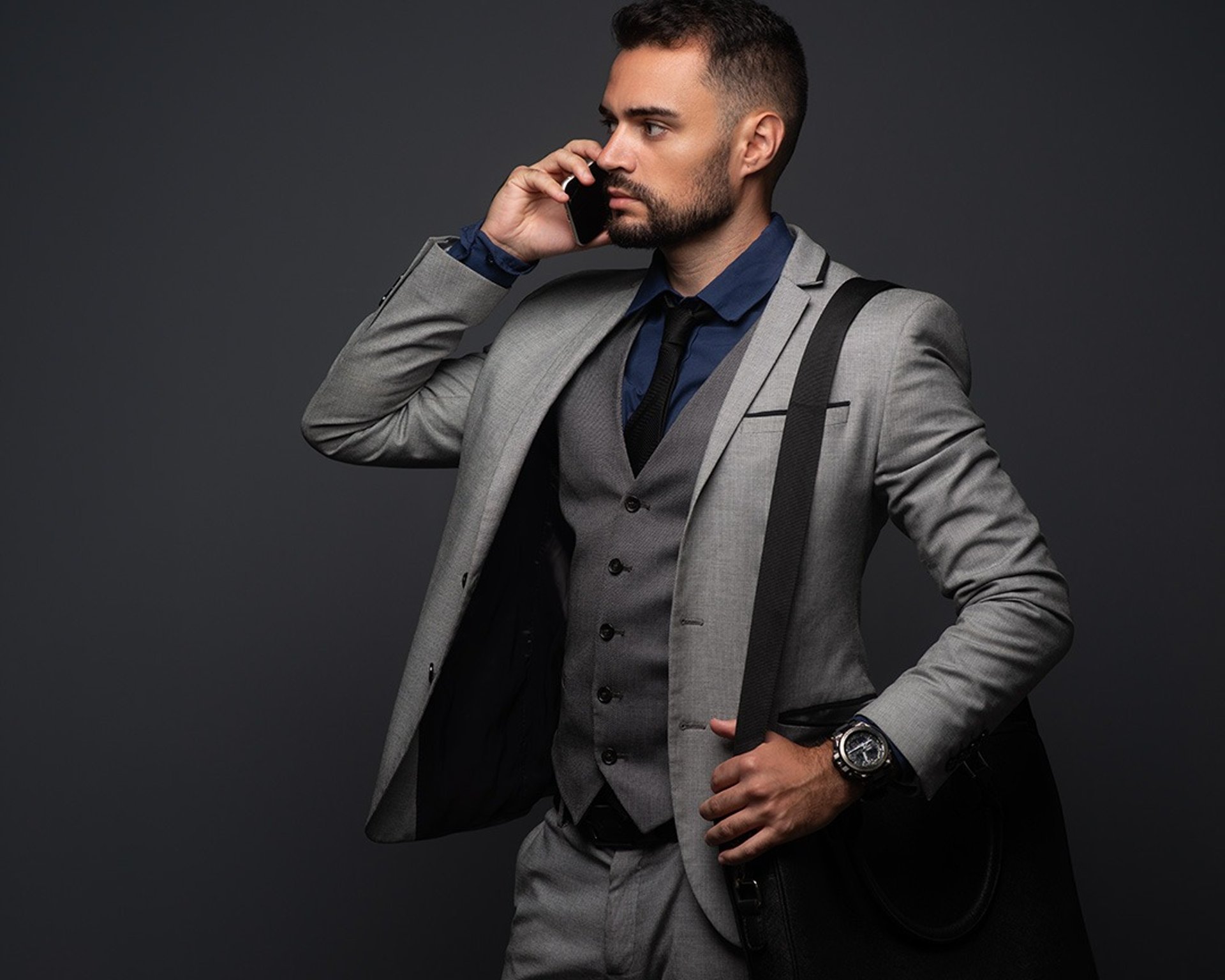 black and white bed linen