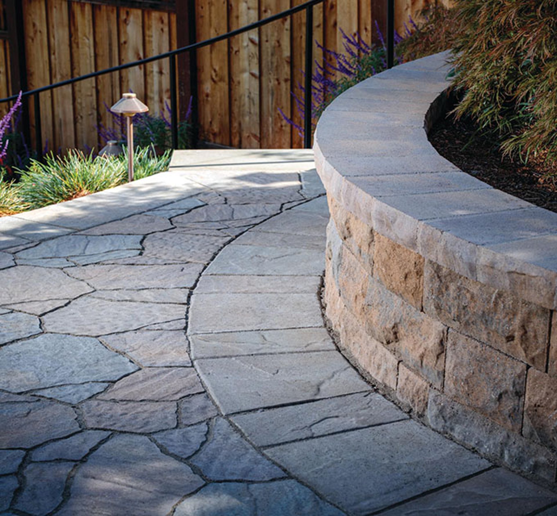 gray computer monitor