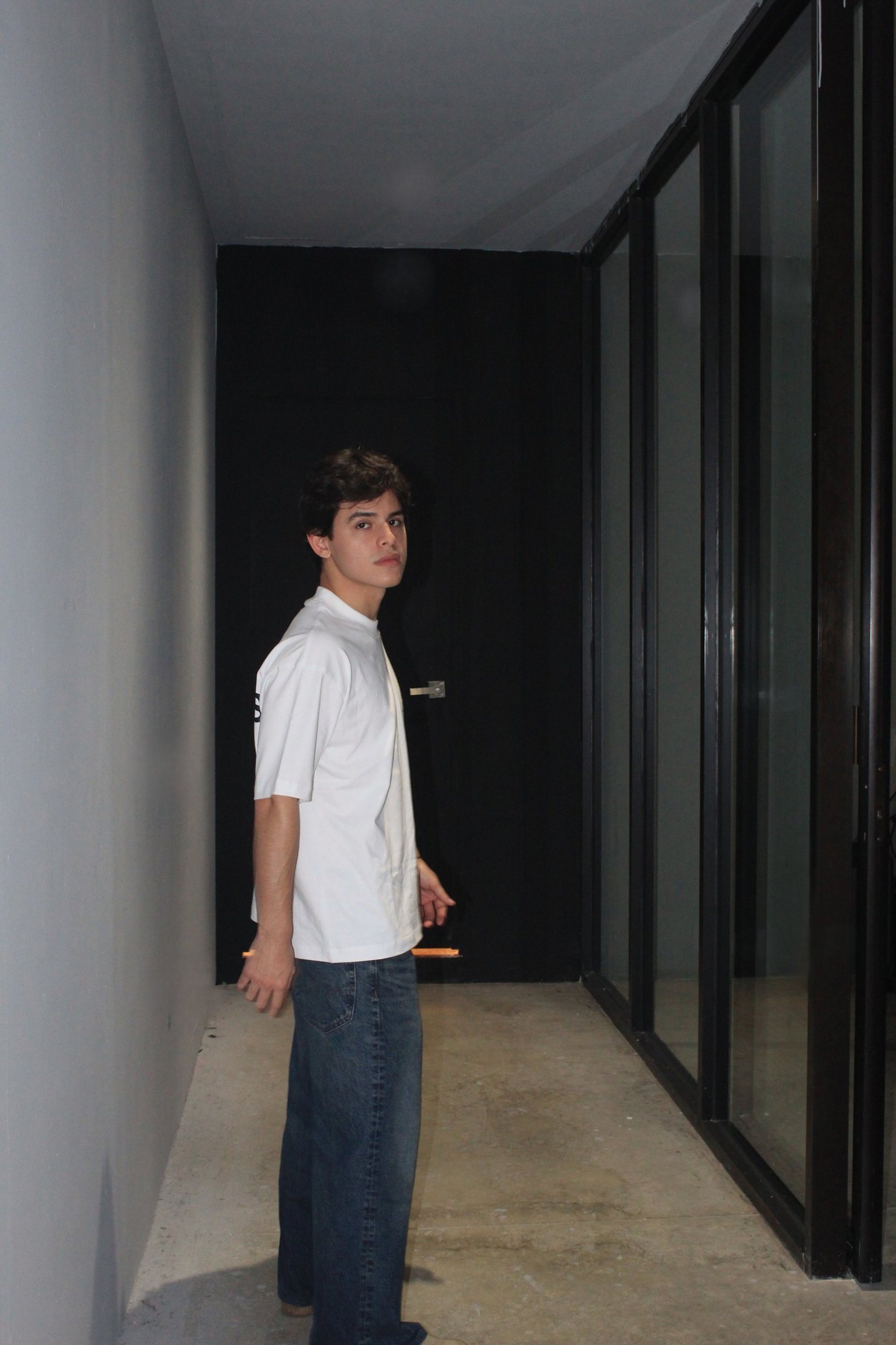 black and white bed linen