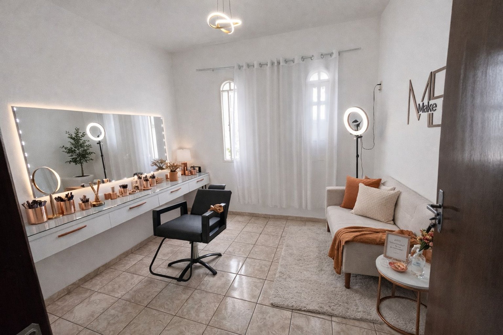 black and white bed linen