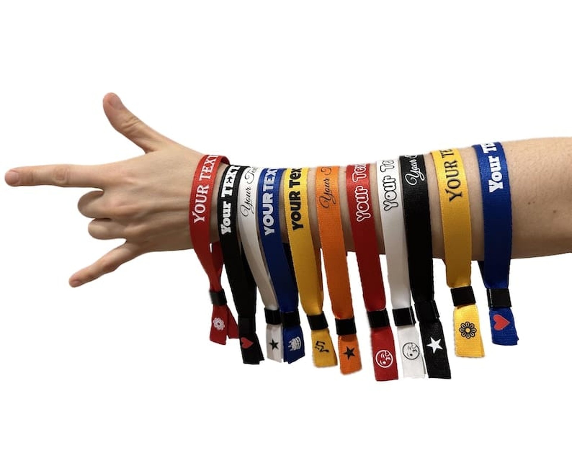 black and white bed linen