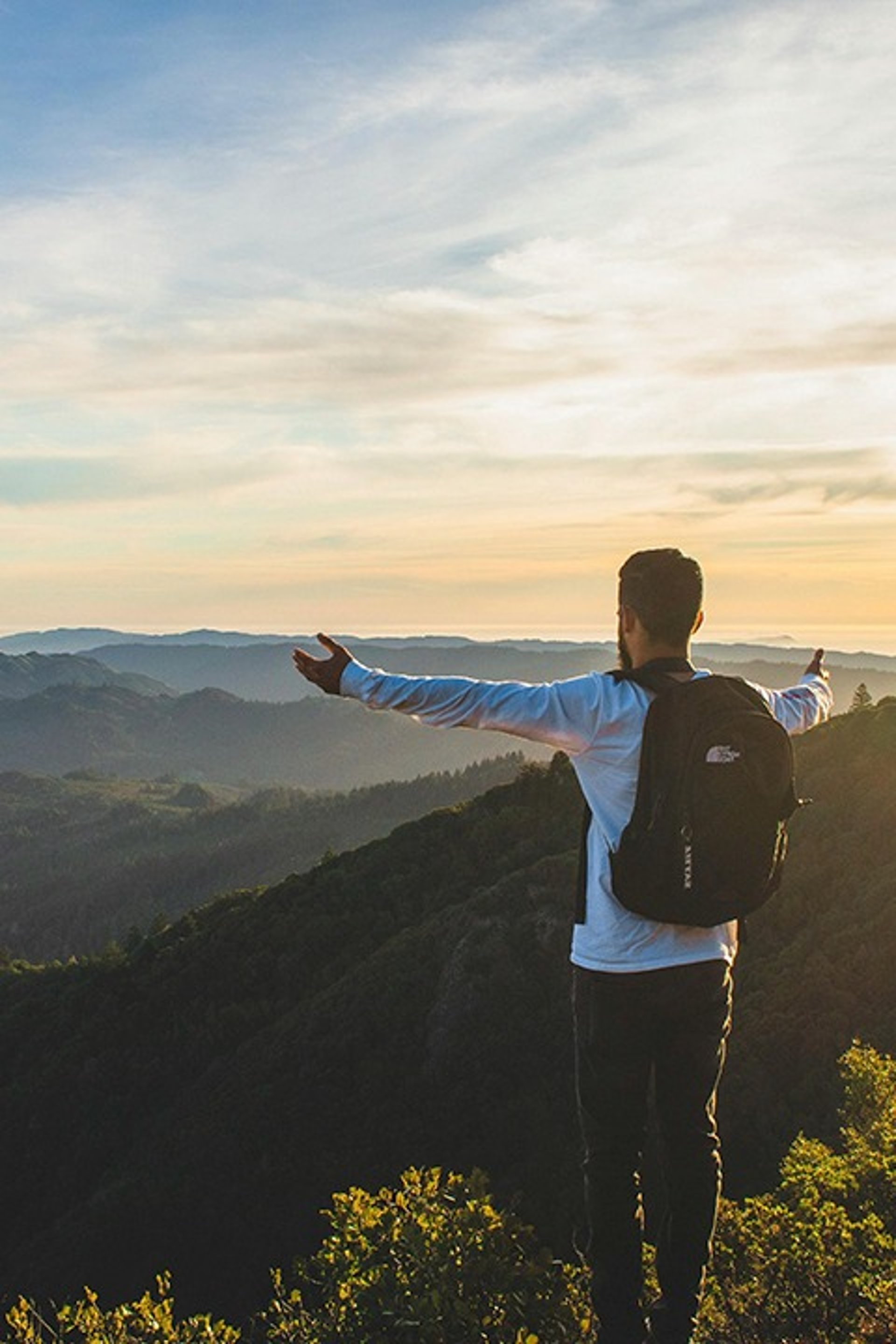 black and white bed linen