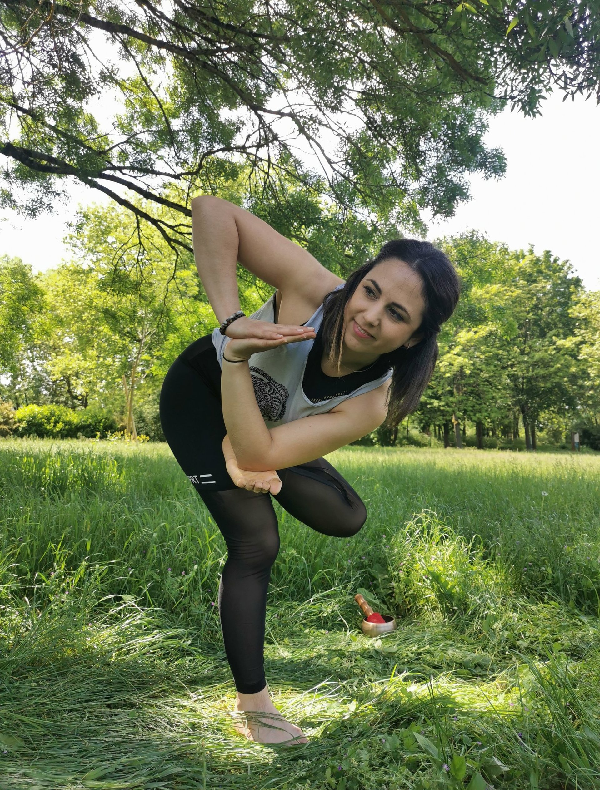 “Élodie – praticienne en yoga, massage et kinésiologie à Dijon”