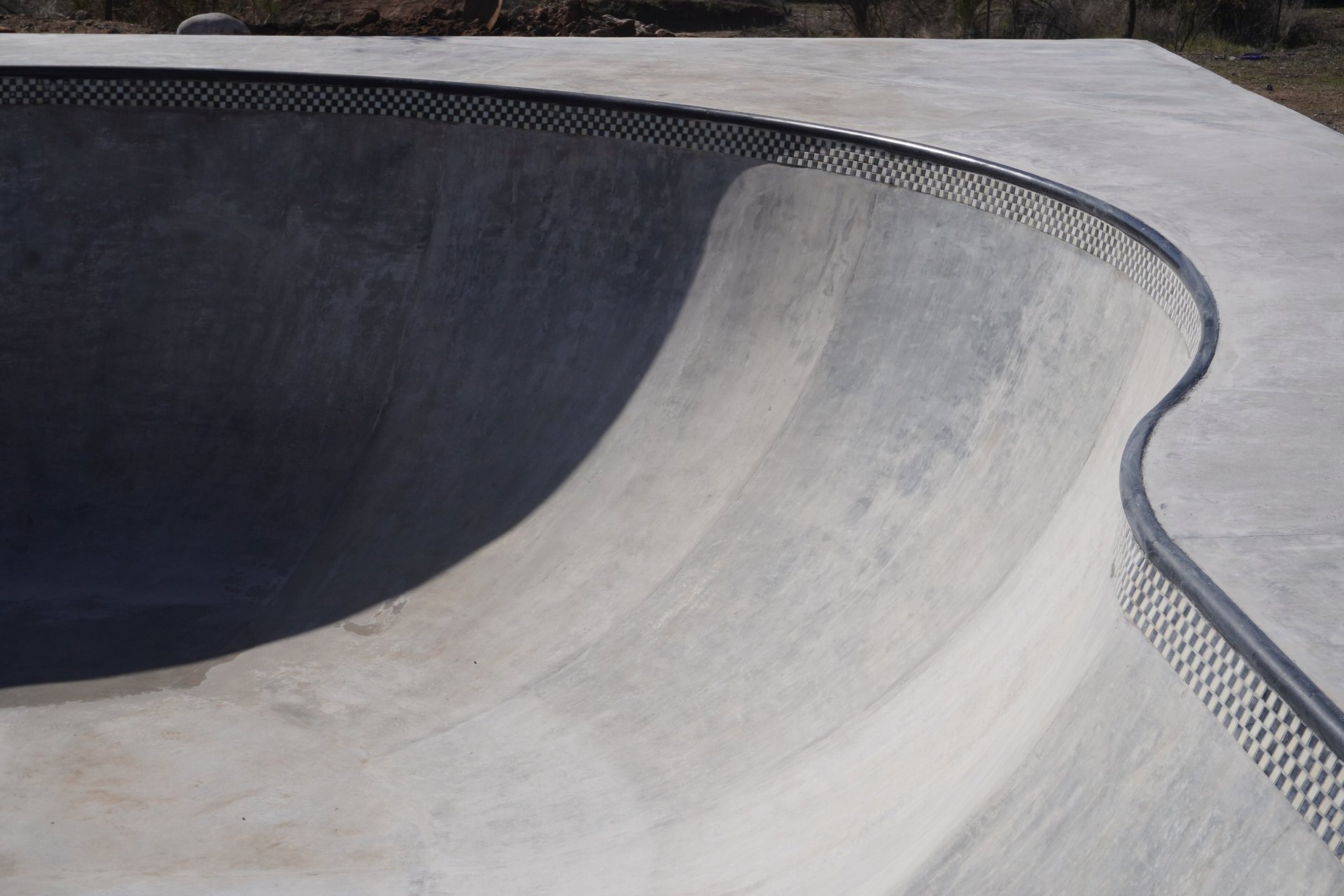 black and white bed linen