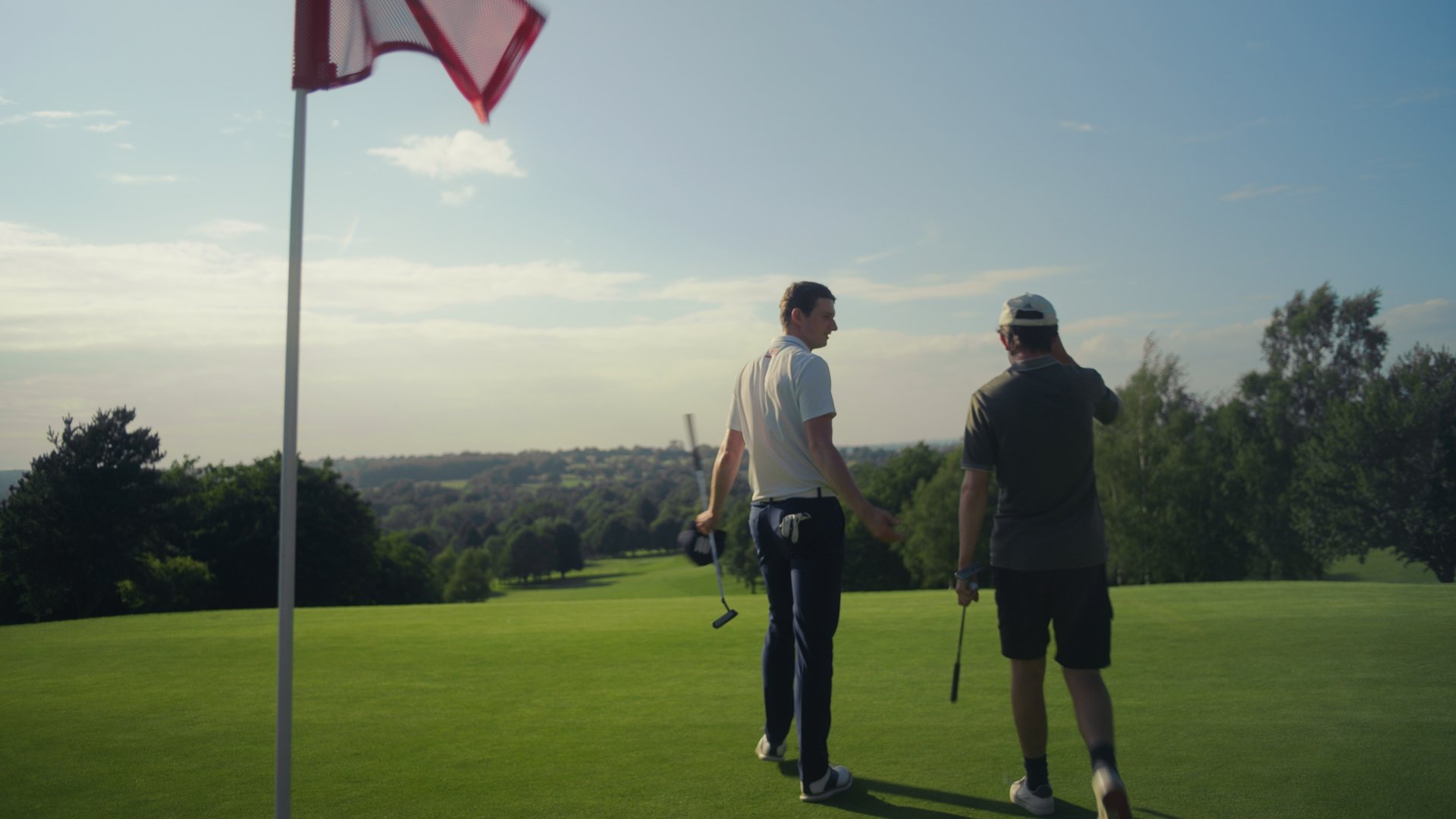 gray computer monitor