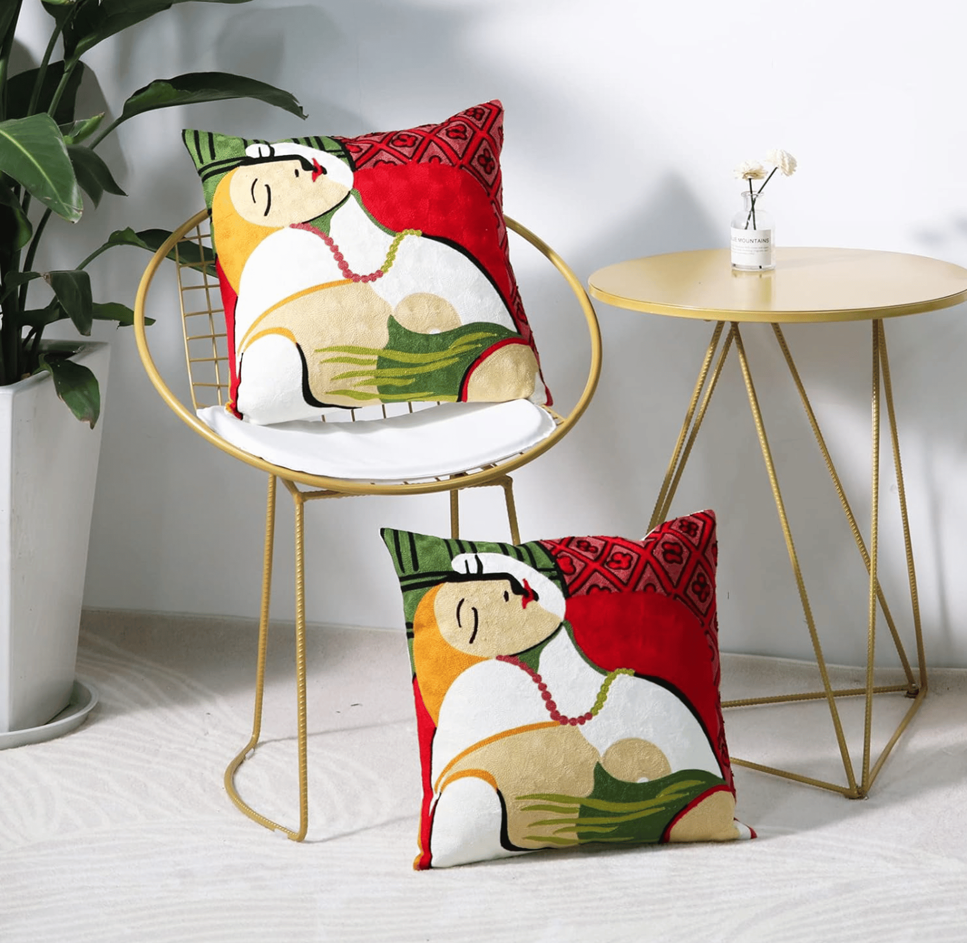 black and white bed linen