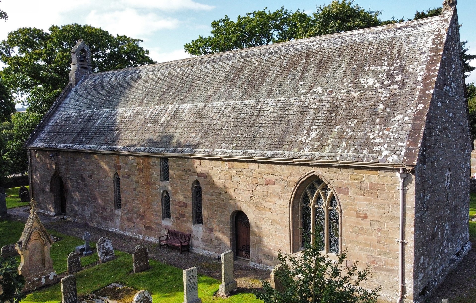 black and white bed linen