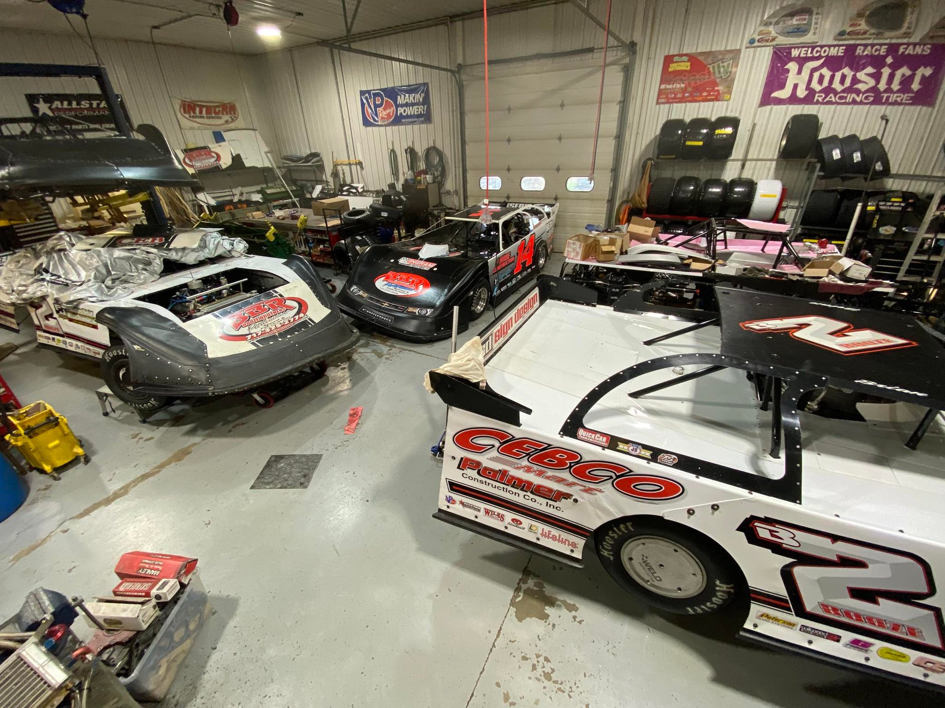 gray computer monitor