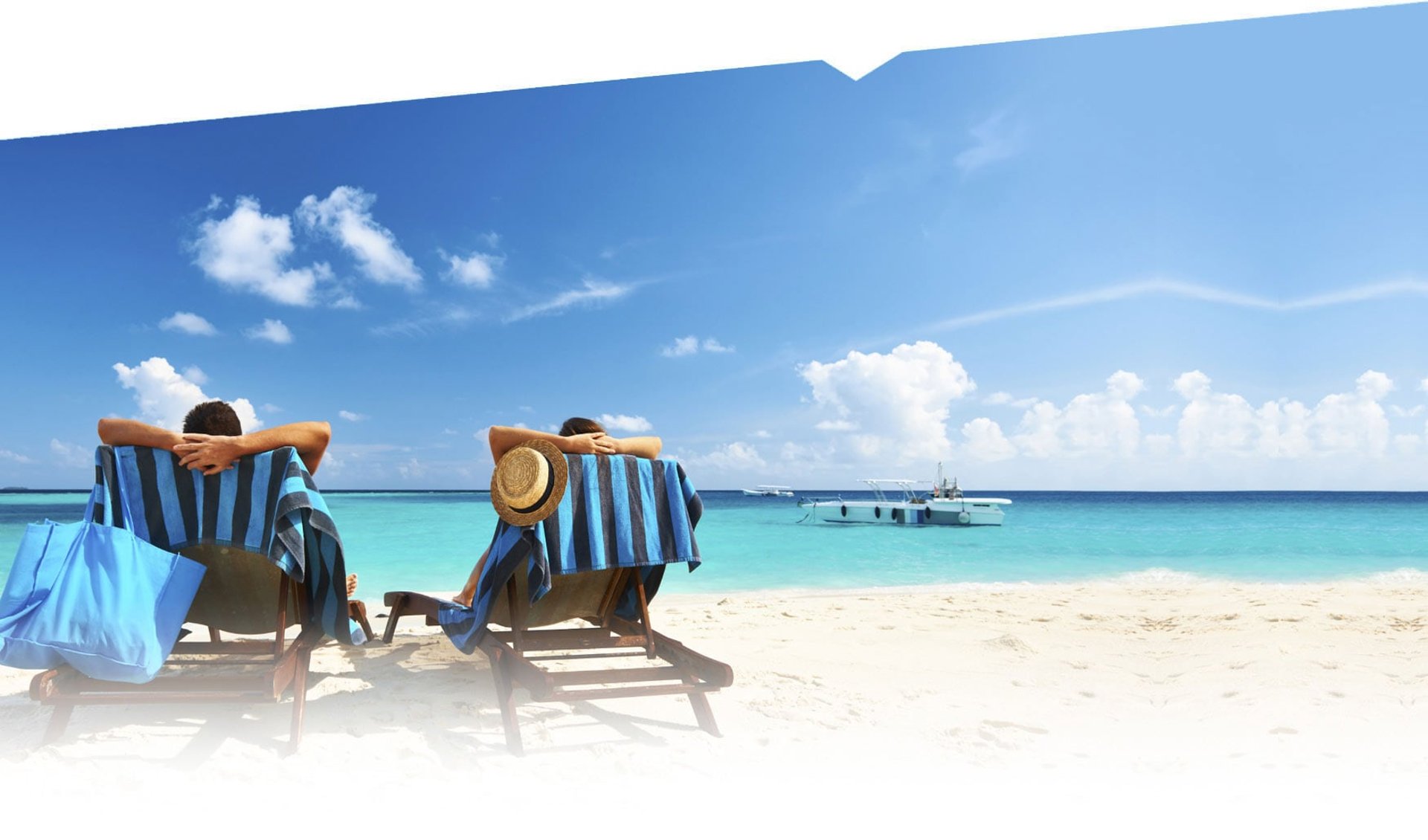 black and white bed linen