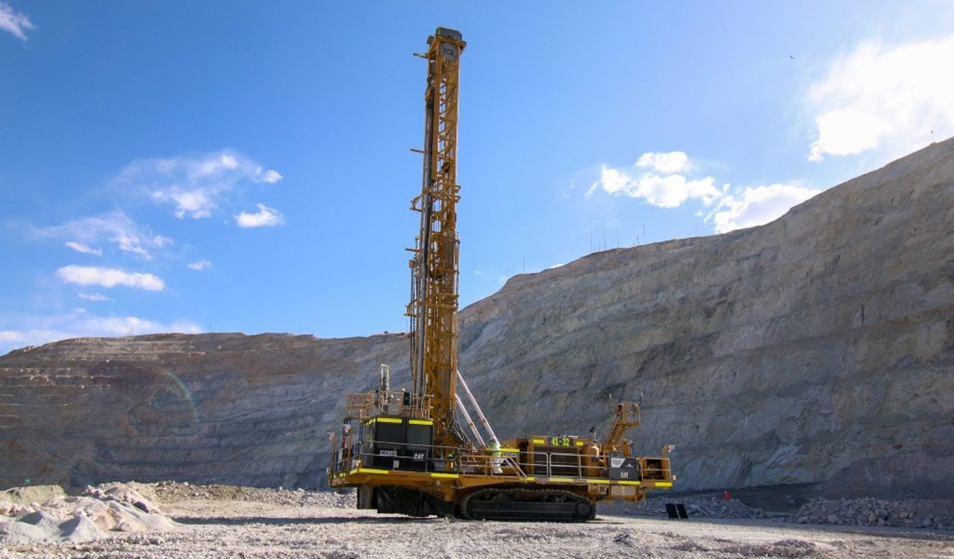 black and brown leather padded tub sofa