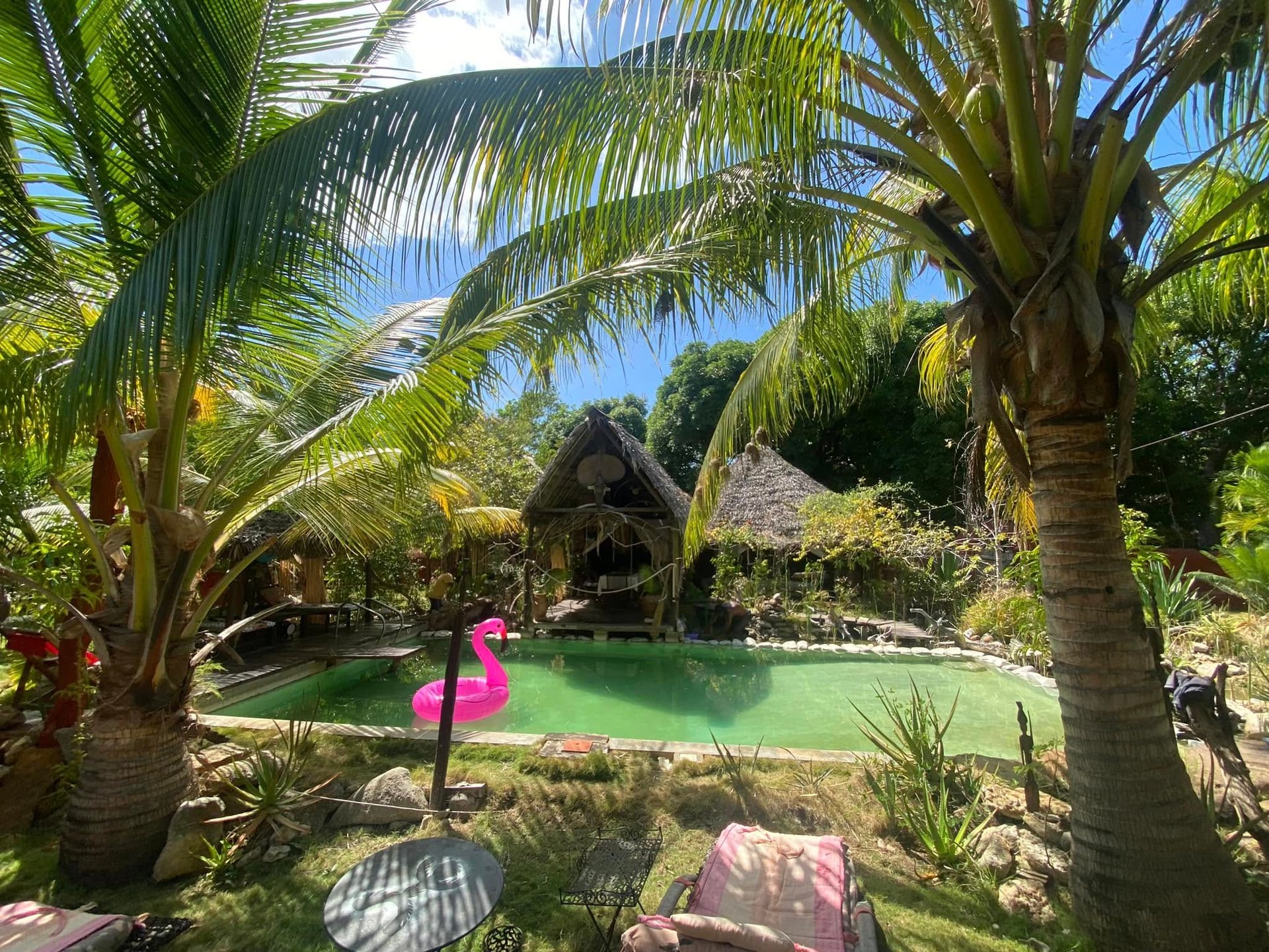 black and brown leather padded tub sofa