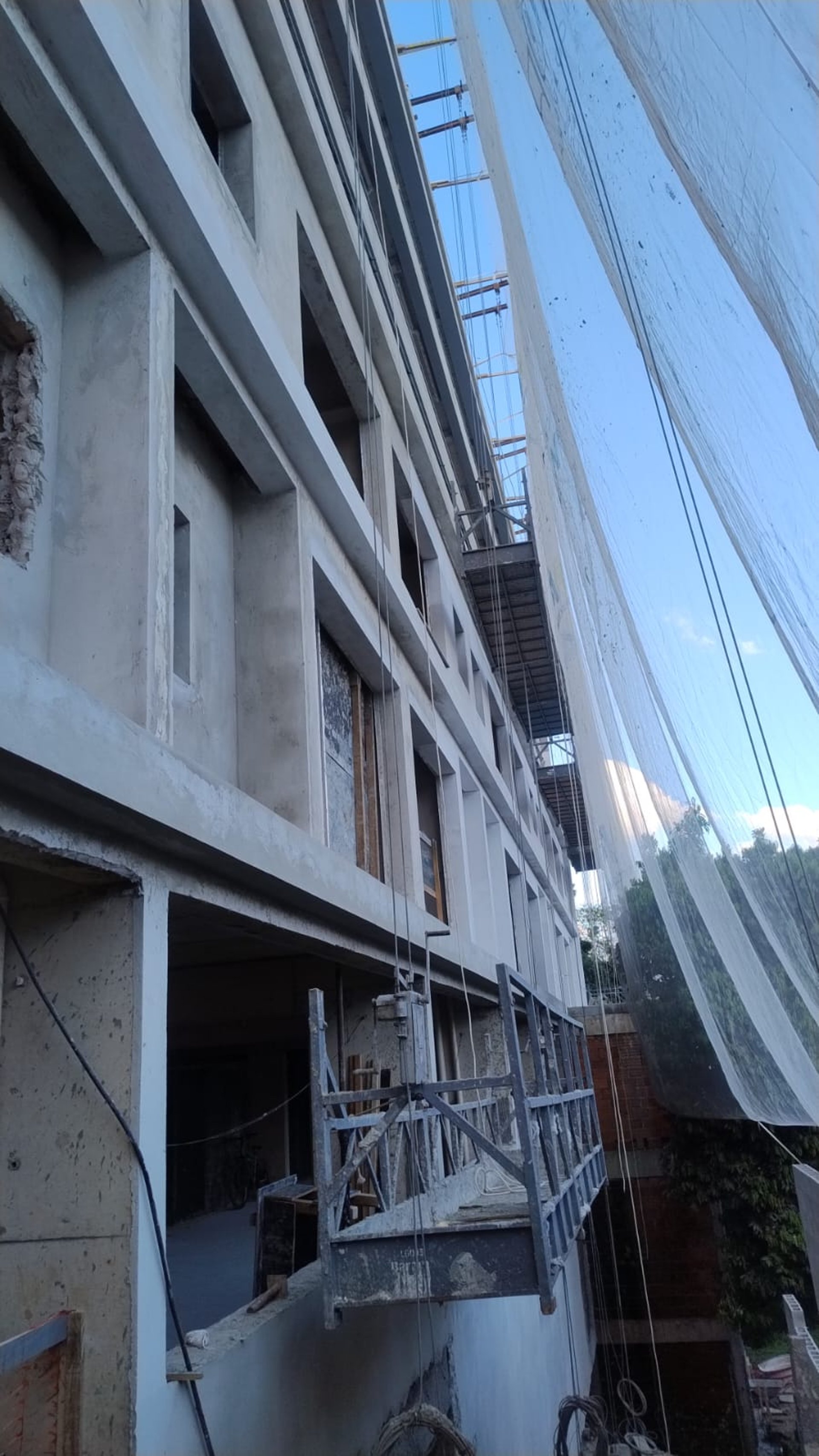 black and brown leather padded tub sofa