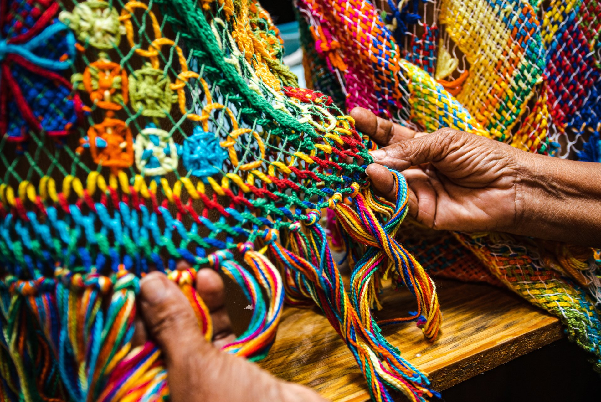 black and white bed linen