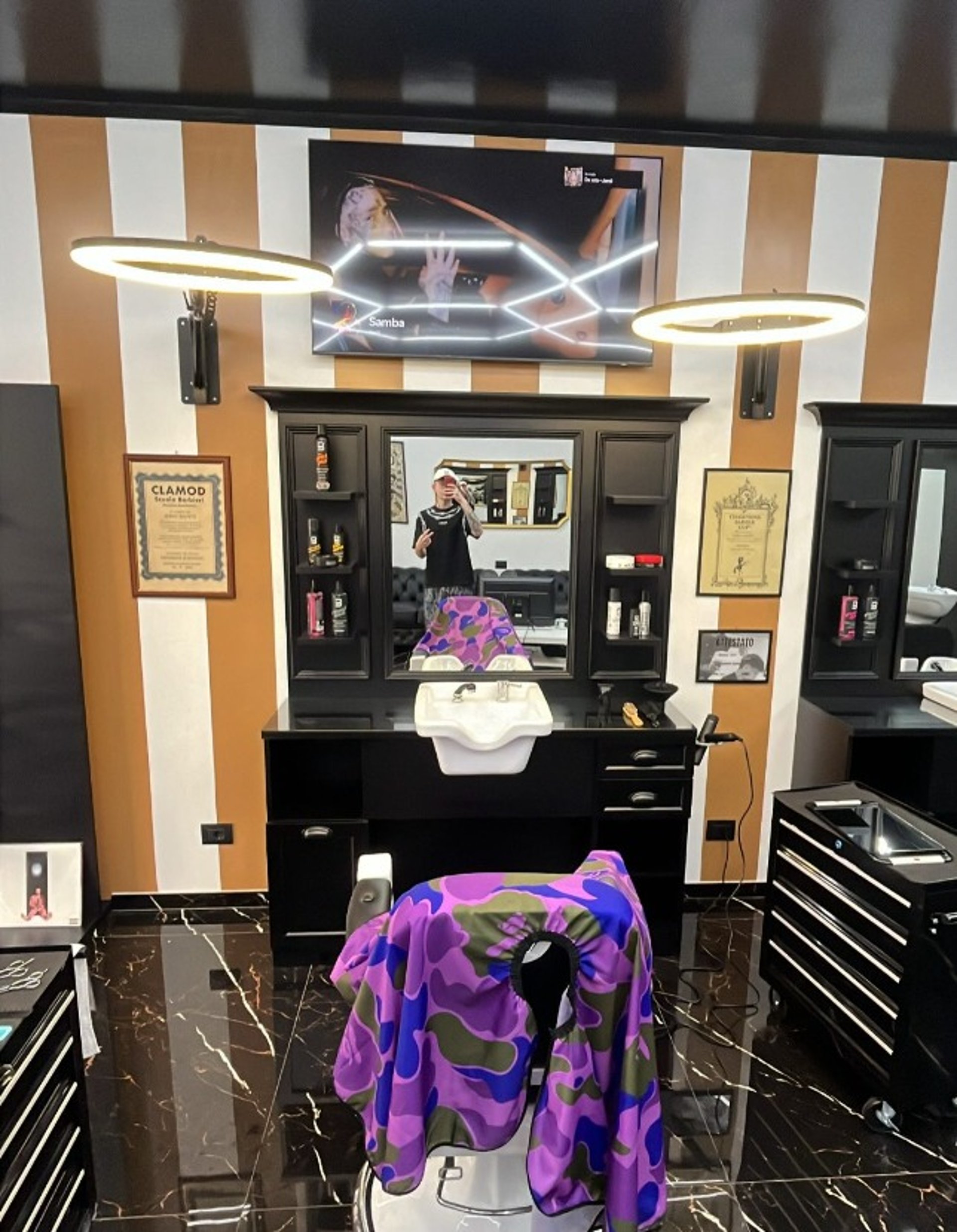 black and brown leather padded tub sofa