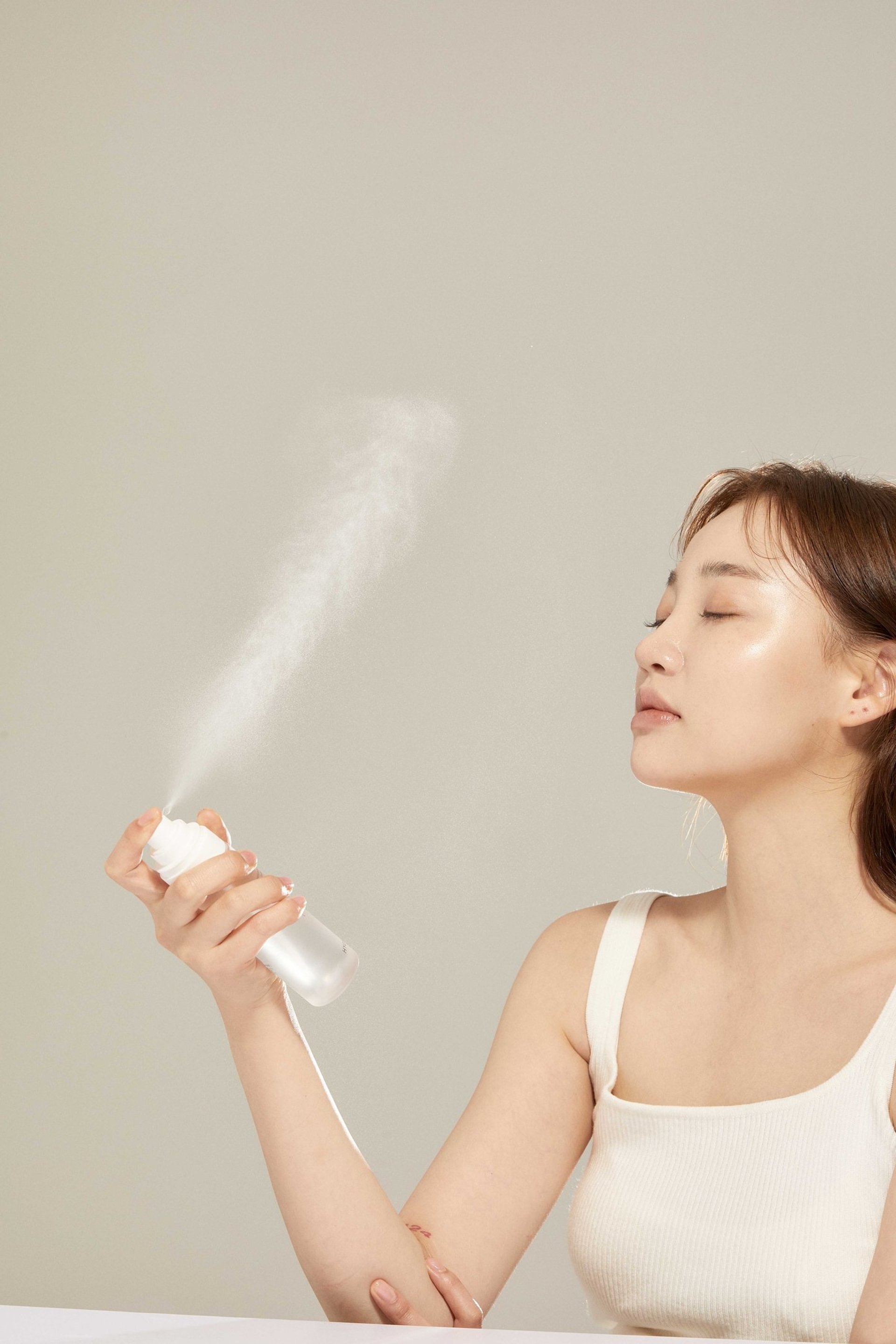 an abstract photo of a curved building with a blue sky in the background