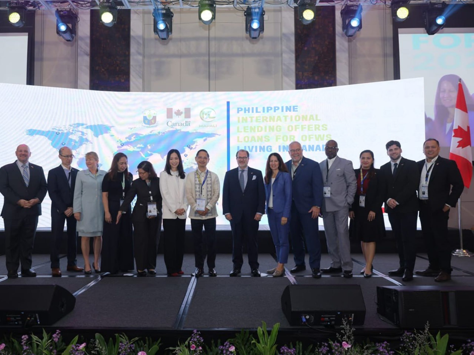 black and brown leather padded tub sofa