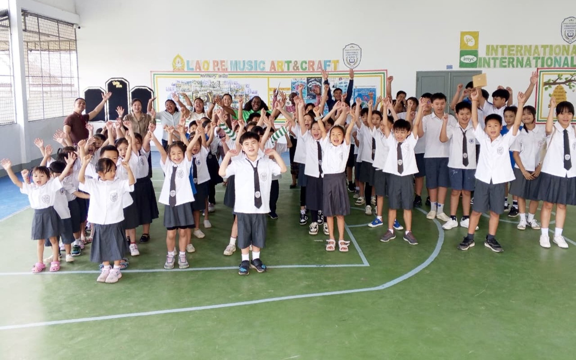 black and brown leather padded tub sofa