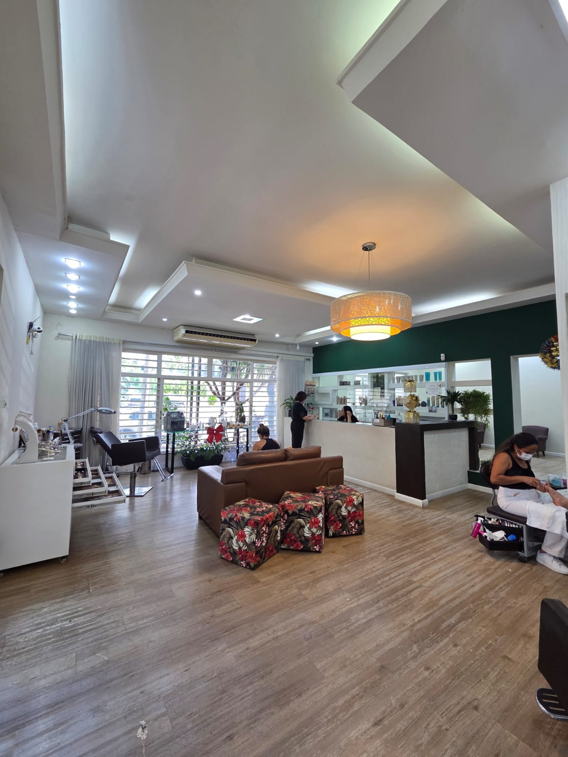 photo of saloon interior view