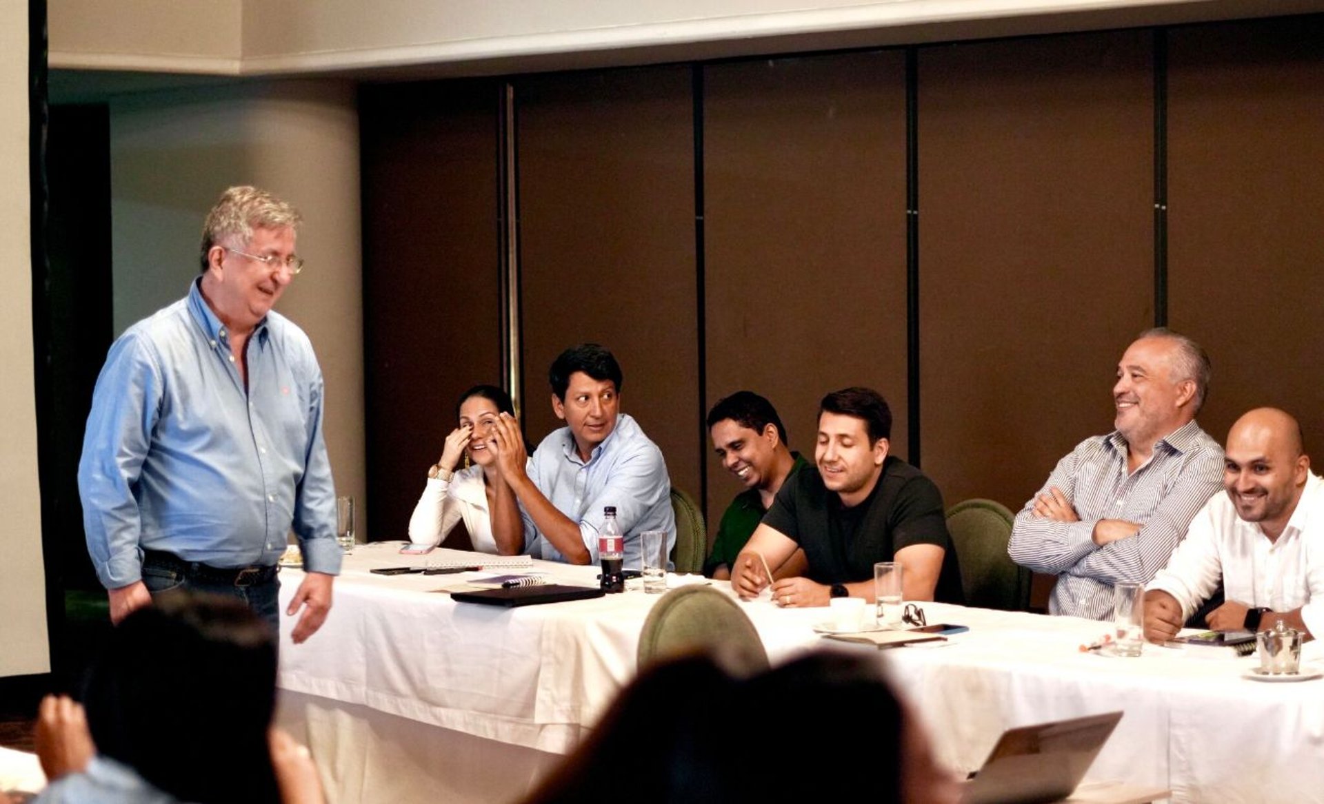 black and white bed linen