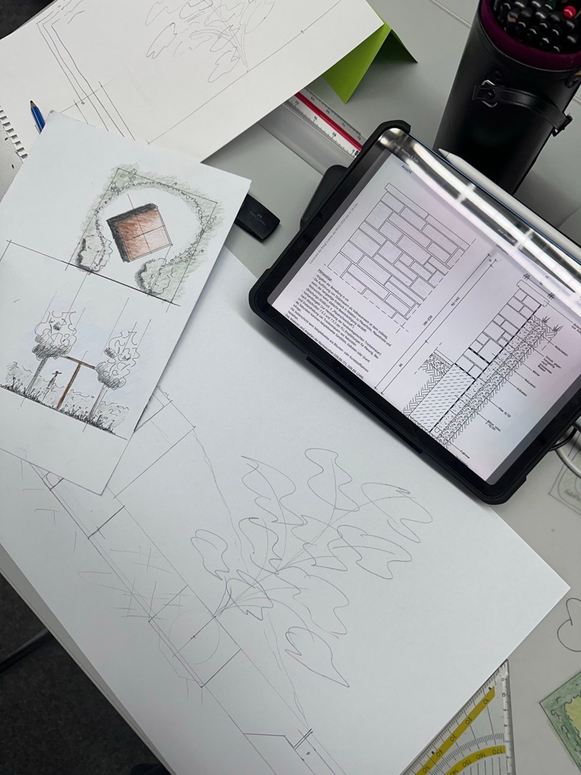 black and white bed linen