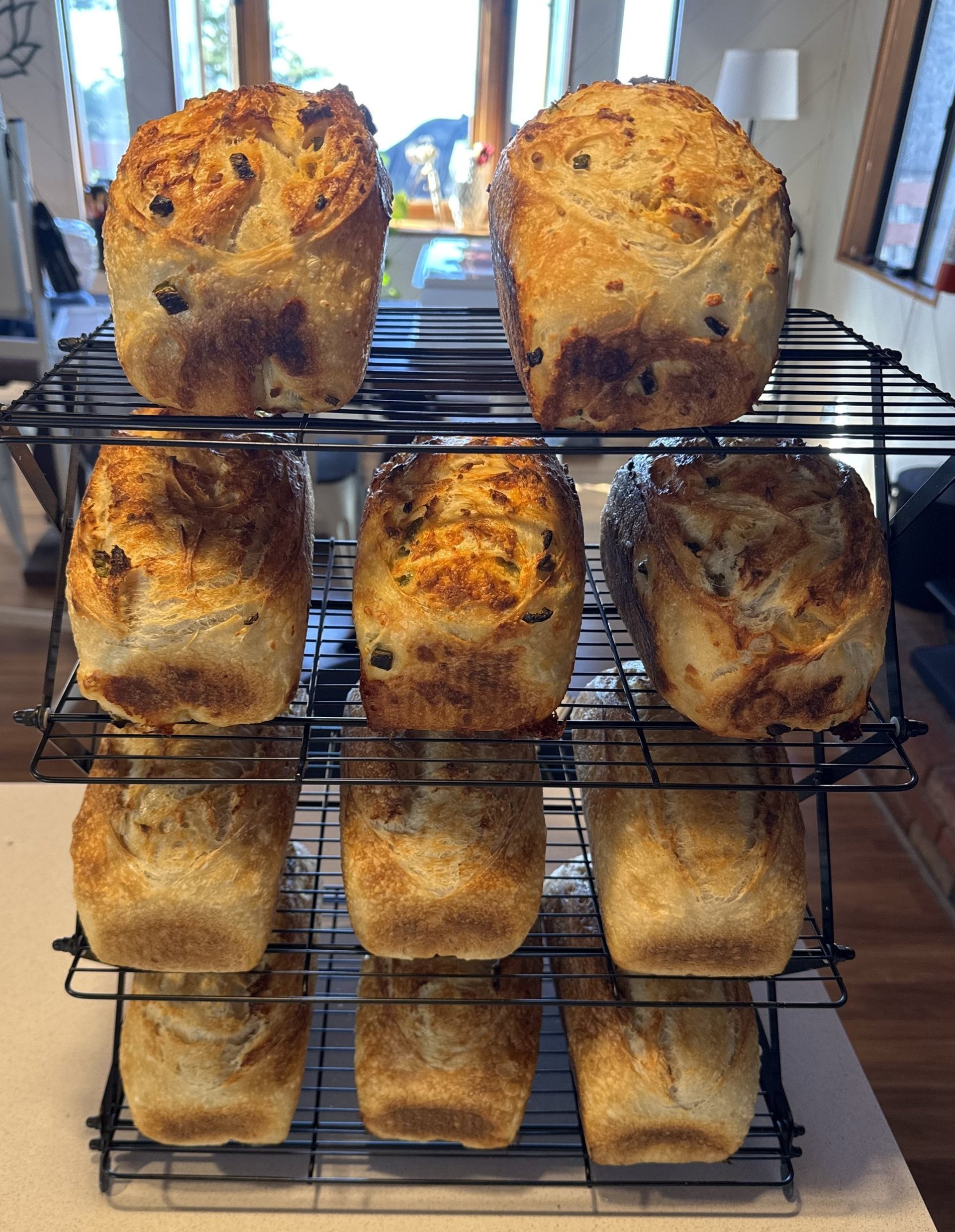 black and white bed linen