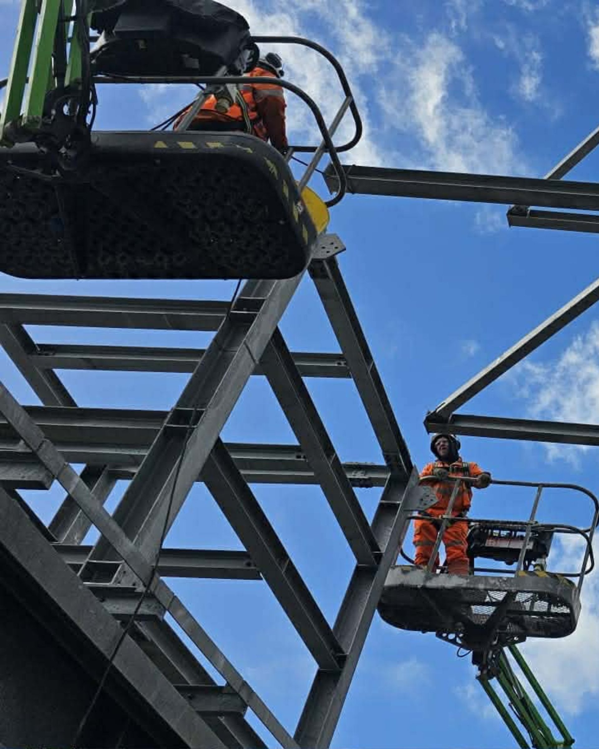 black and brown leather padded tub sofa