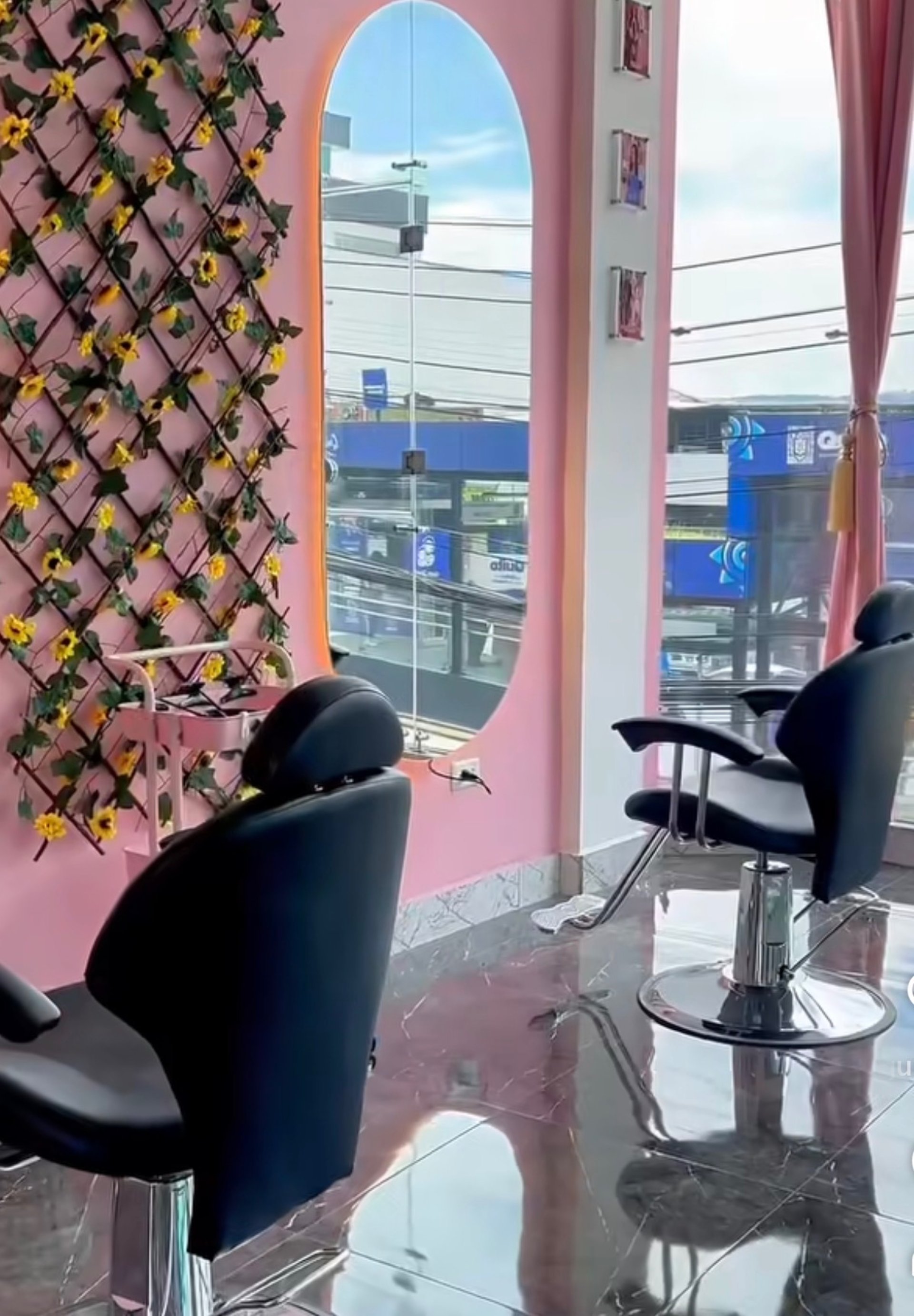 black and brown leather padded tub sofa