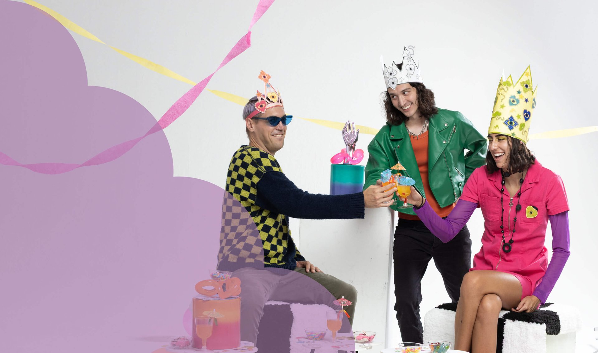 black and white bed linen