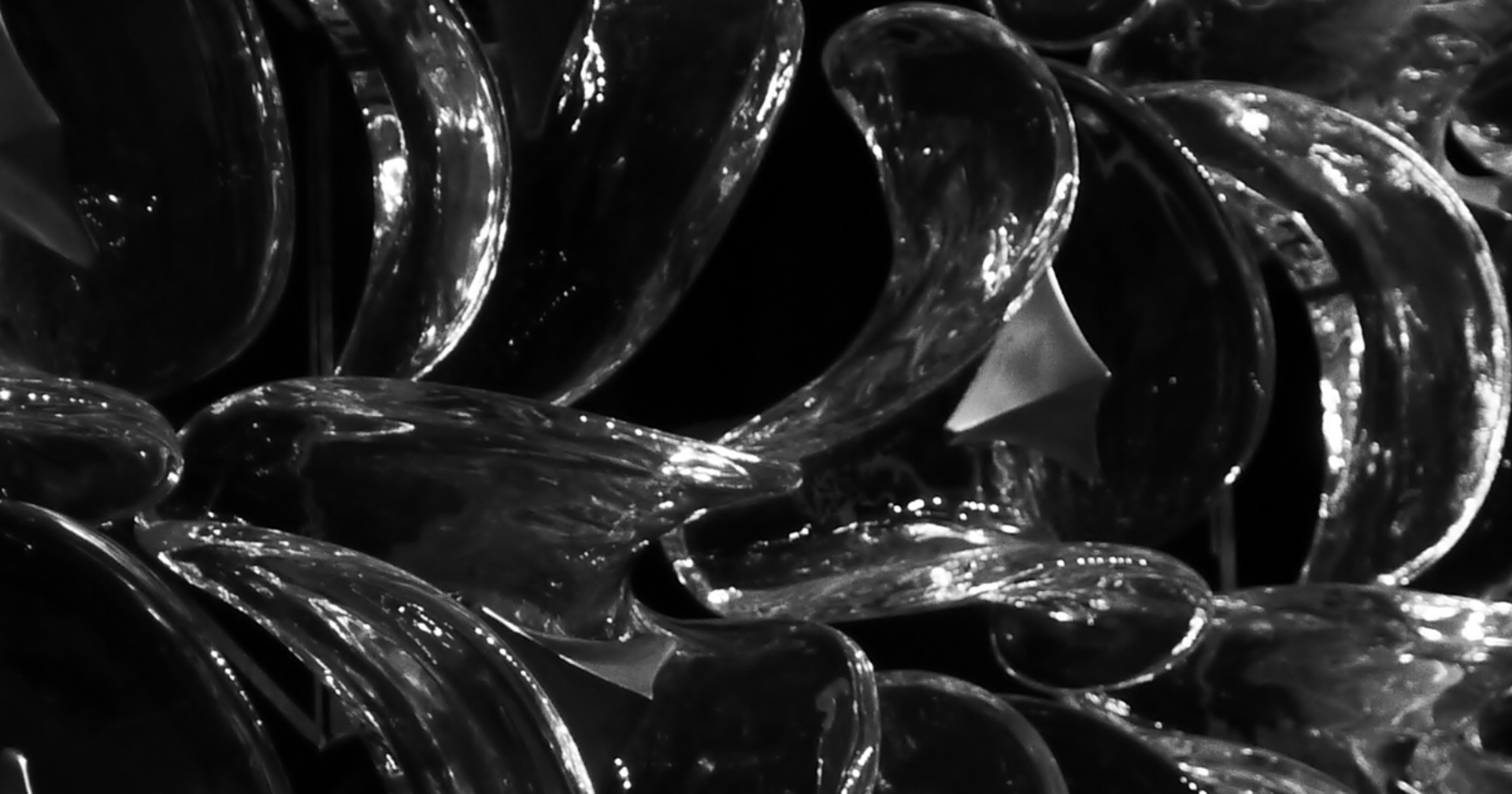 black and white bed linen