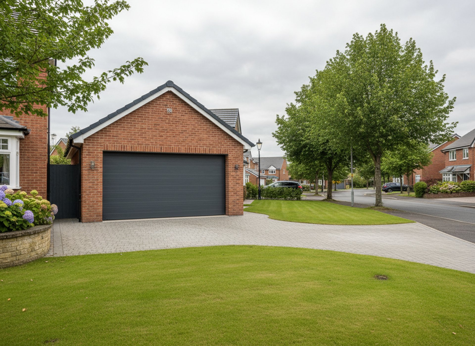 black and white bed linen
