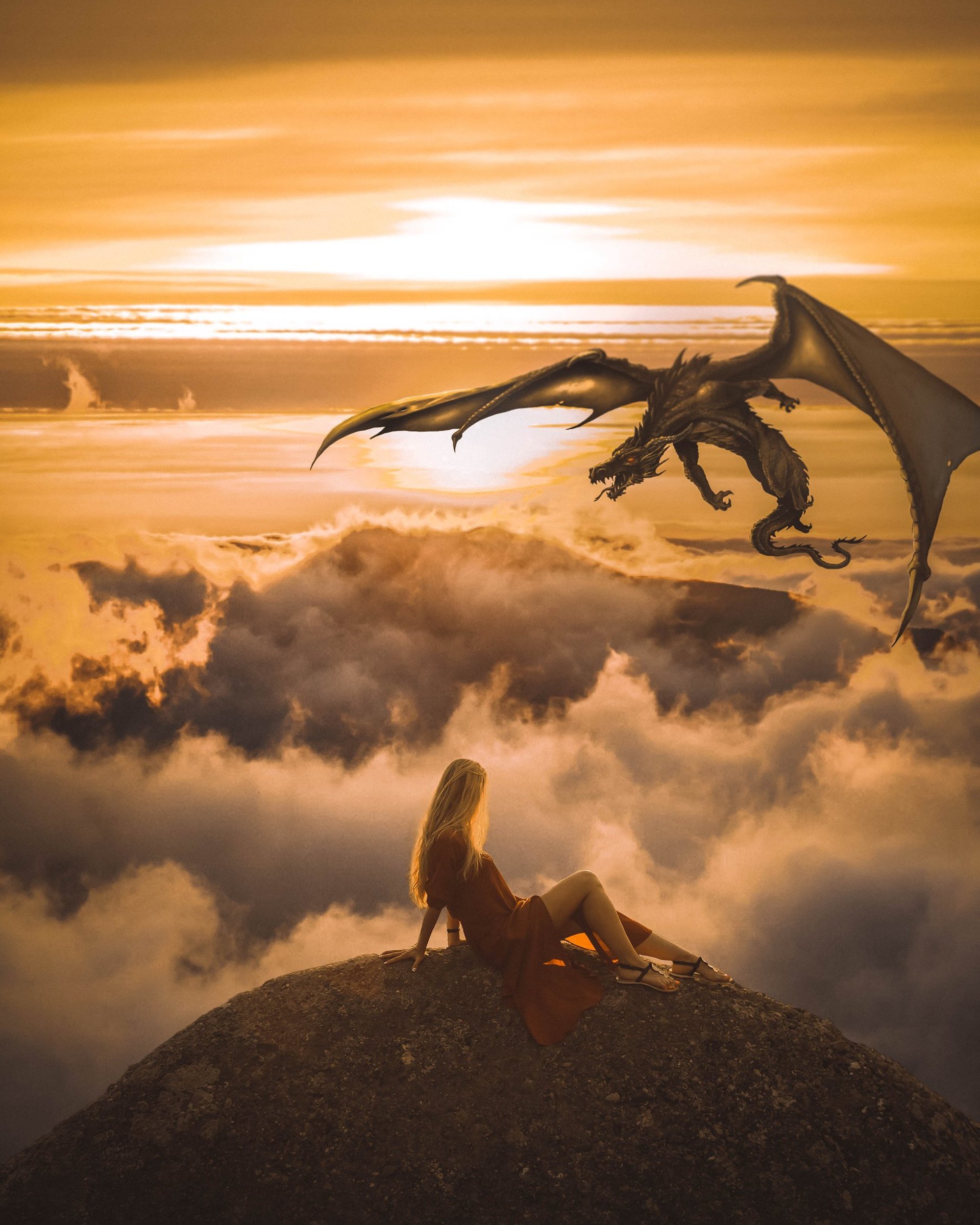 gray computer monitor