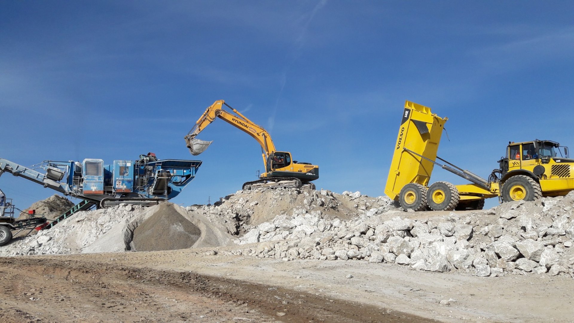 mobil konkasör mobil crusher boru hattı pipe line doğalgaz boru hattı beratoğlu inşaat