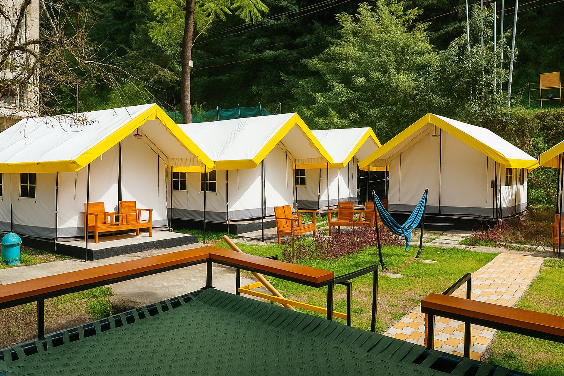 black and white bed linen