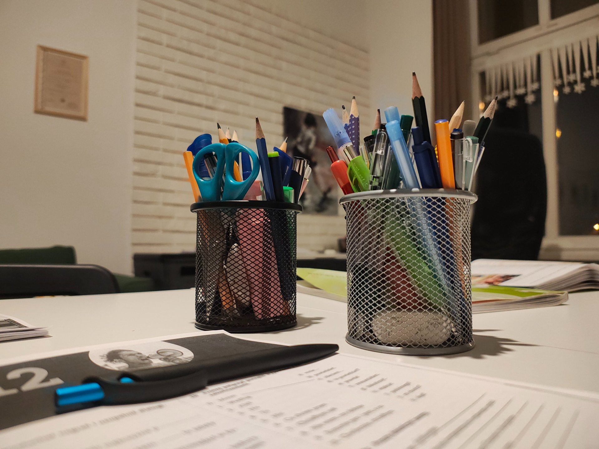 black and white bed linen