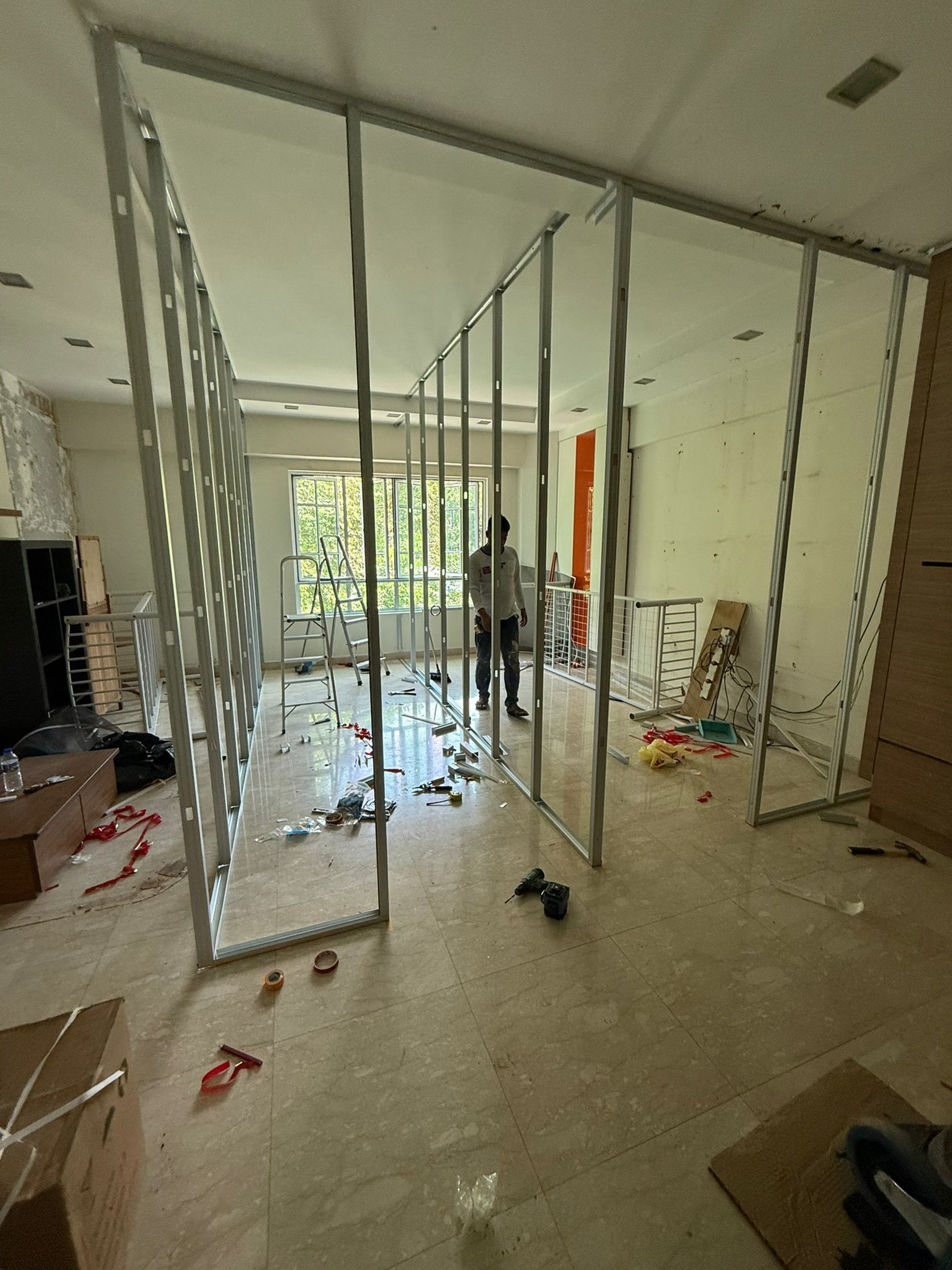 black and white bed linen