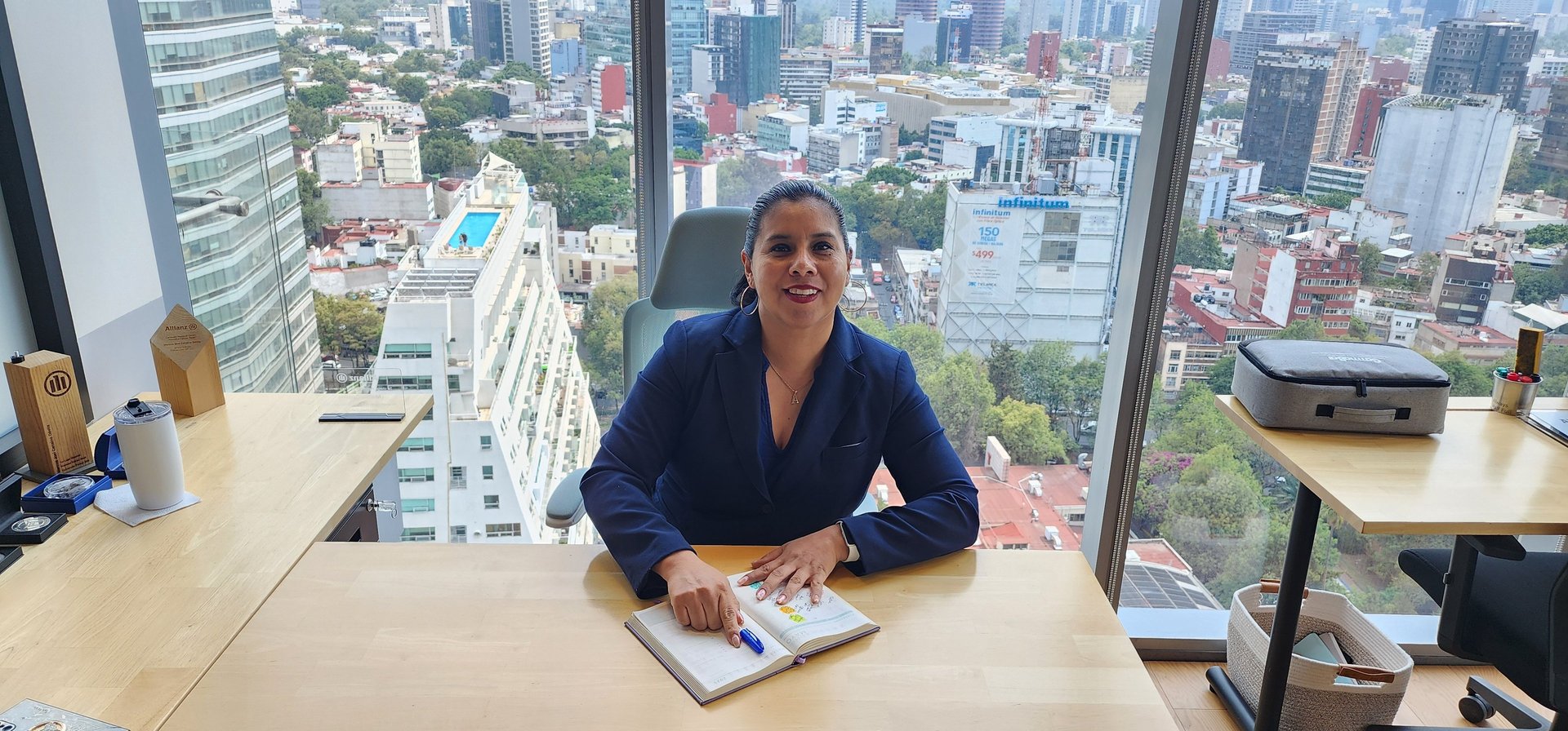 Retratro araceli quirino asesora financiera