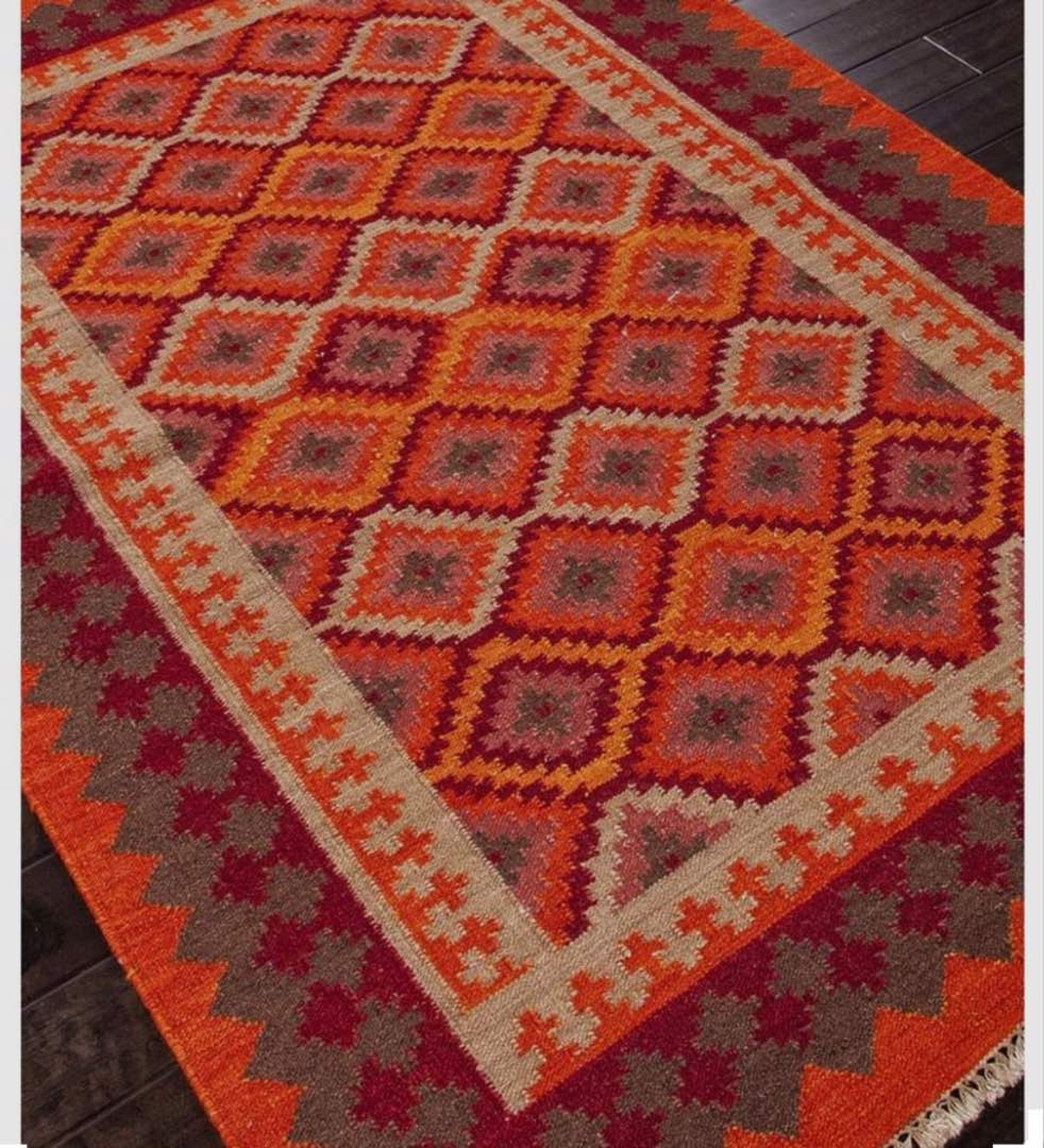 black and white bed linen