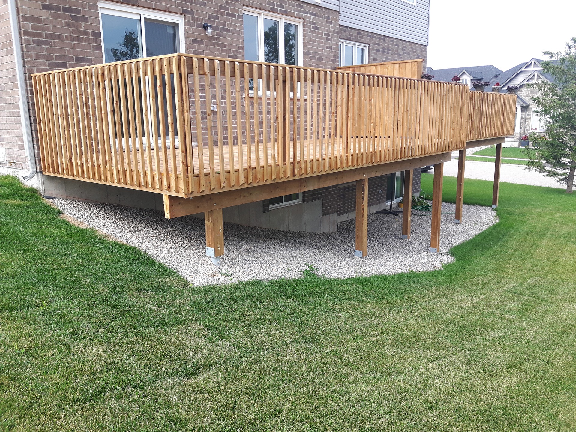 black and brown leather padded tub sofa