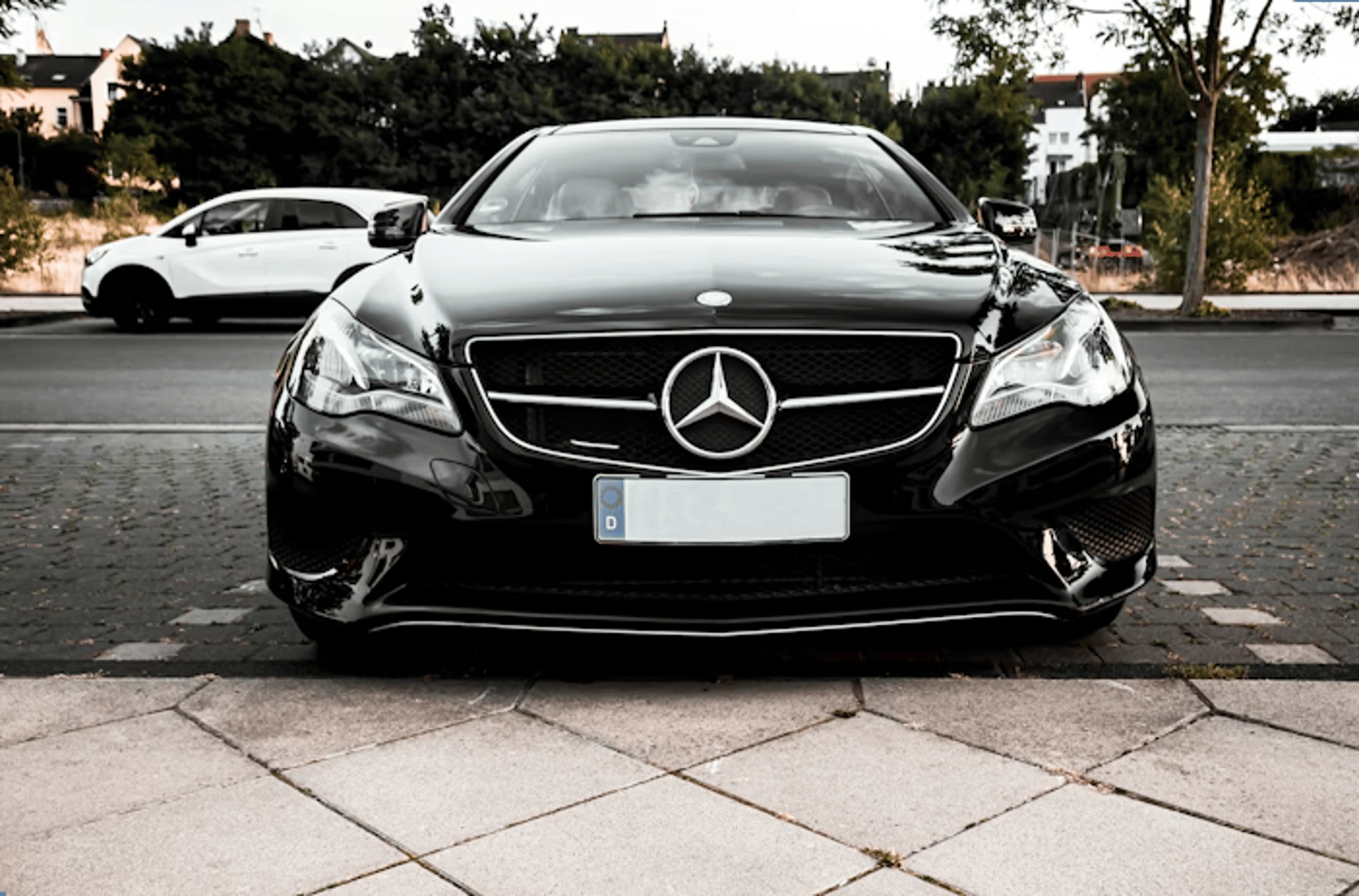 black and white bed linen