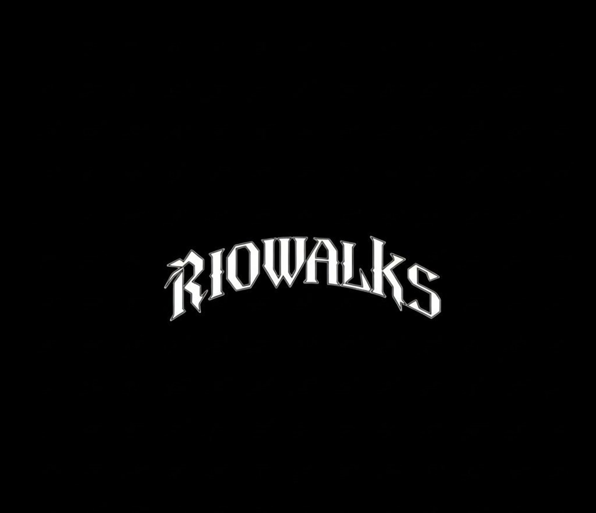 person wearing grey knit sweater