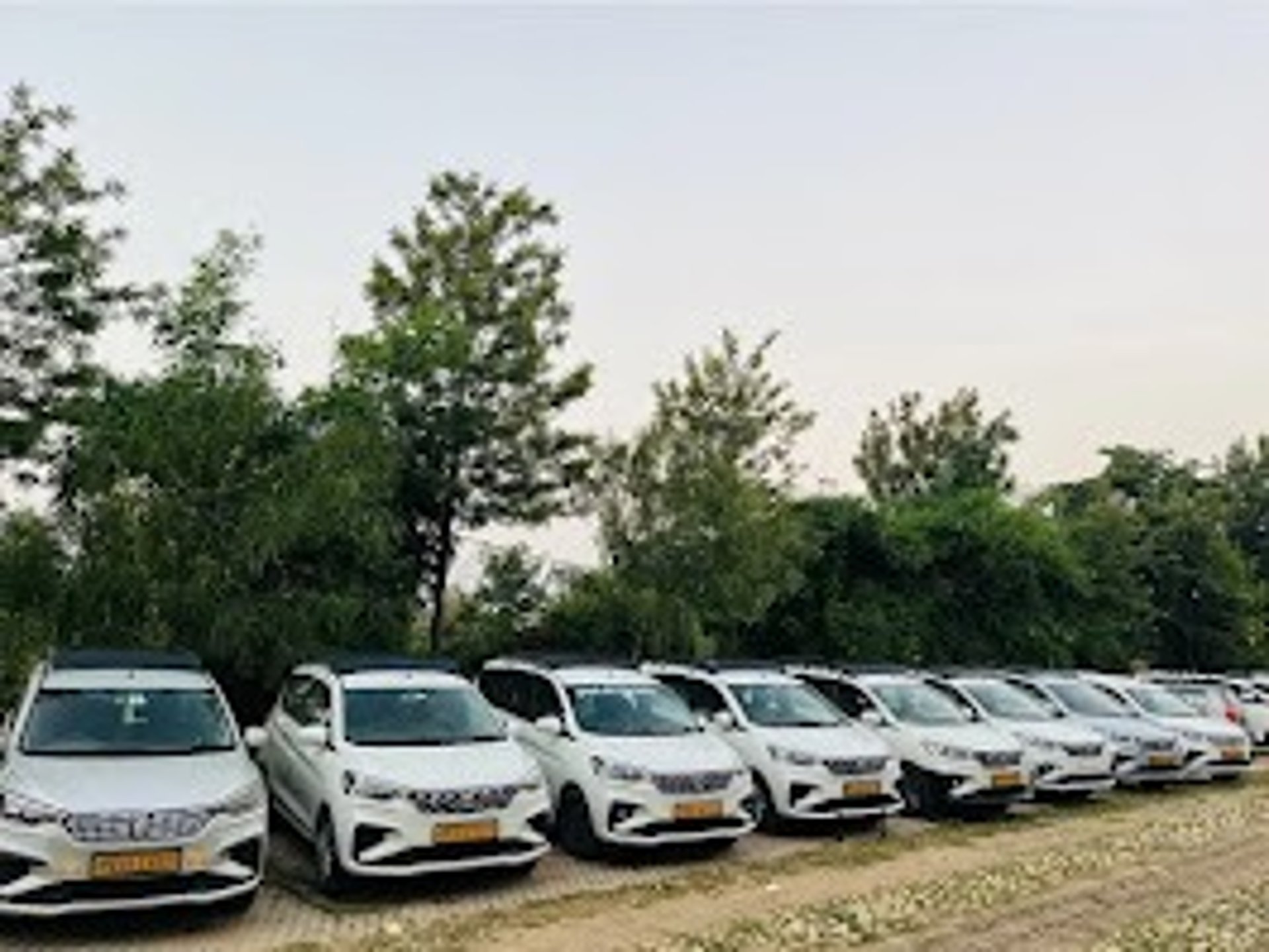 black and brown leather padded tub sofa